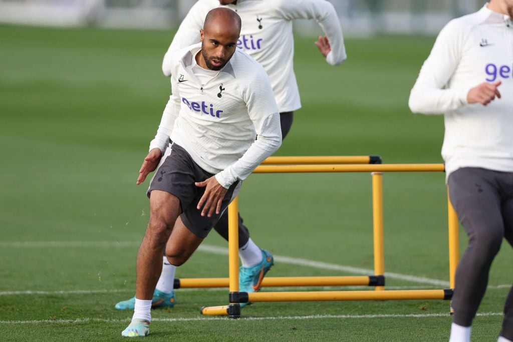 FBL-EUR-C1-TOTTENHAM-TRAINING