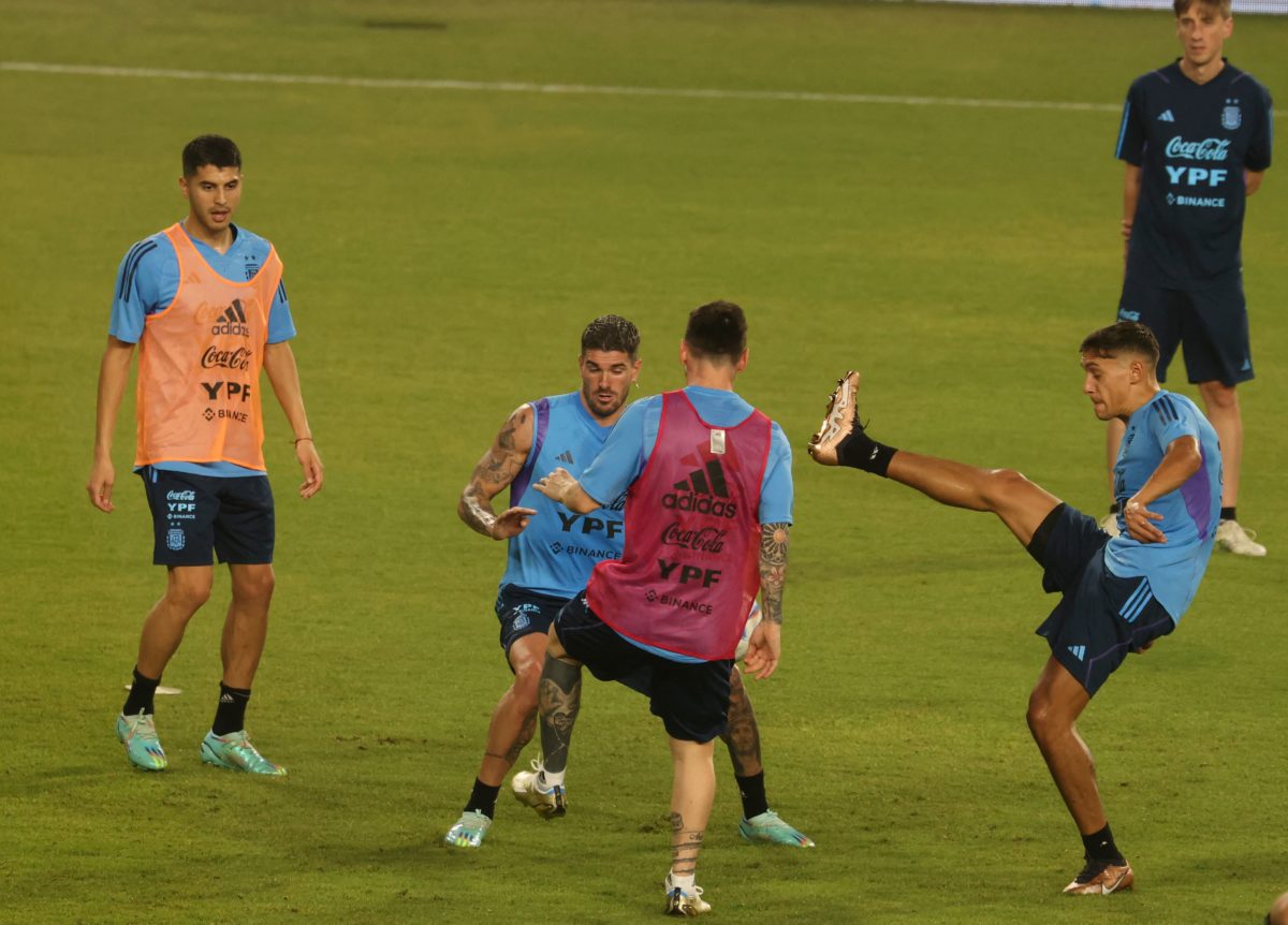 Video: Tottenham player spotted in full training in Qatar after ruling himself out for Conte