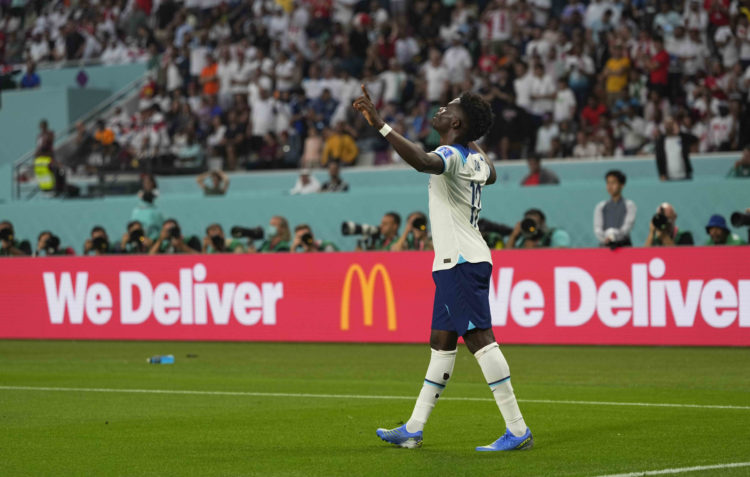 Rice shares what he thinks of Saka after seeing him in England training