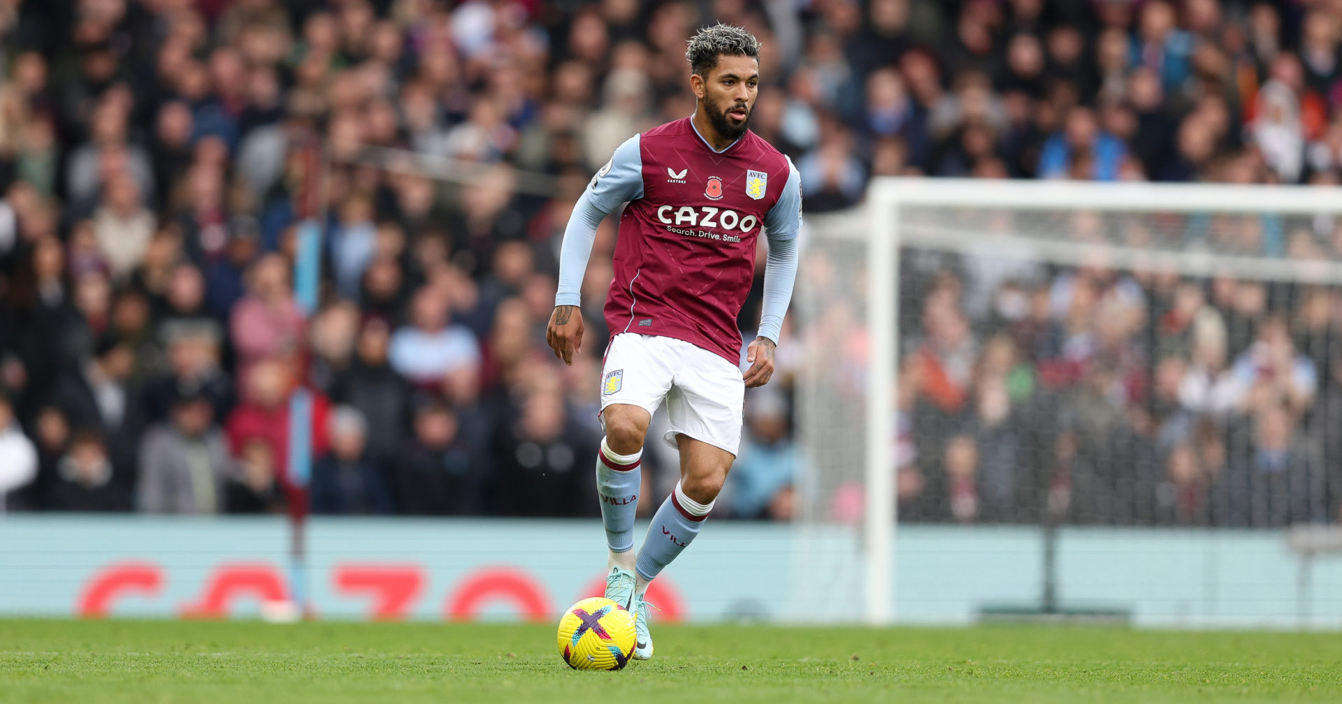 Aston Villa v Manchester United - Premier League