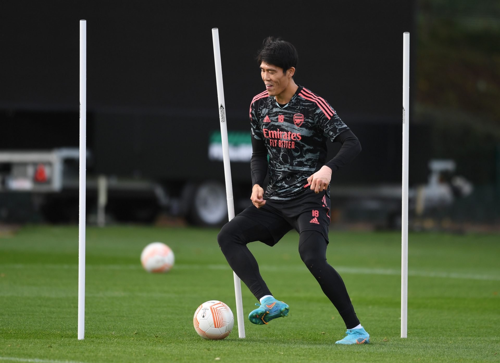 Tomiyasu Arsenal Juventus