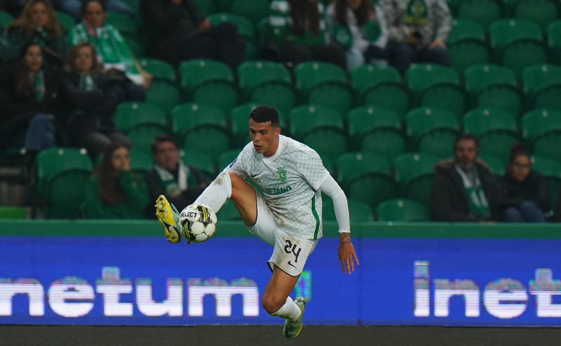 Sporting CP v SC Farense - Allianz Cup