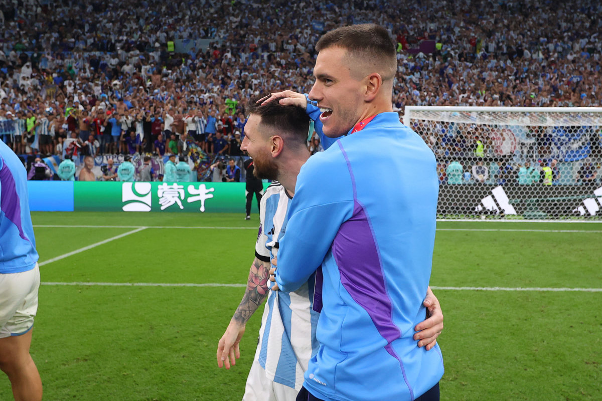 Photo: £27m Tottenham player spotted celebrating with Messi and Romero at the World Cup last night
