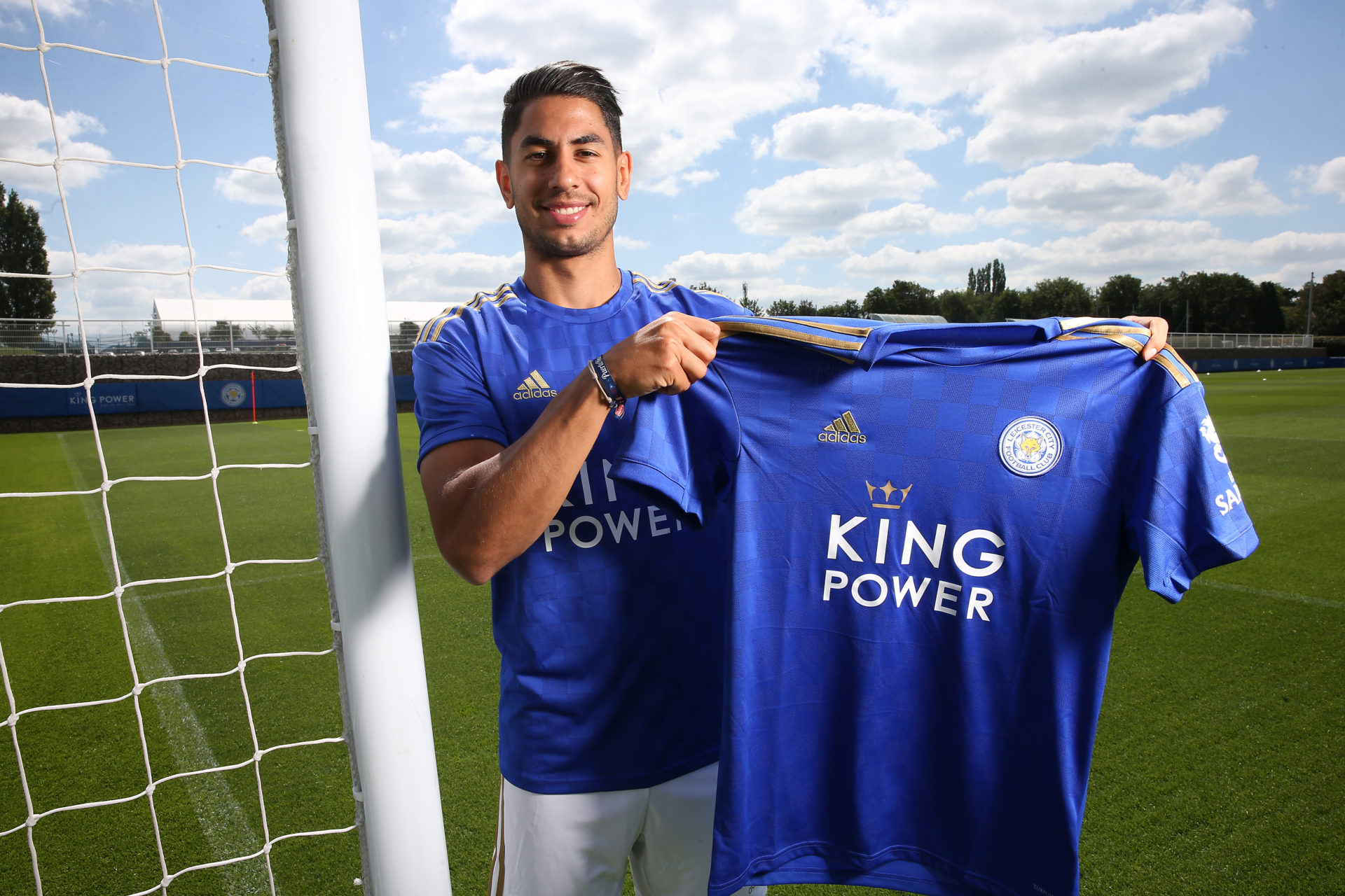 Leicester City Unveil New Signing Ayoze Perez