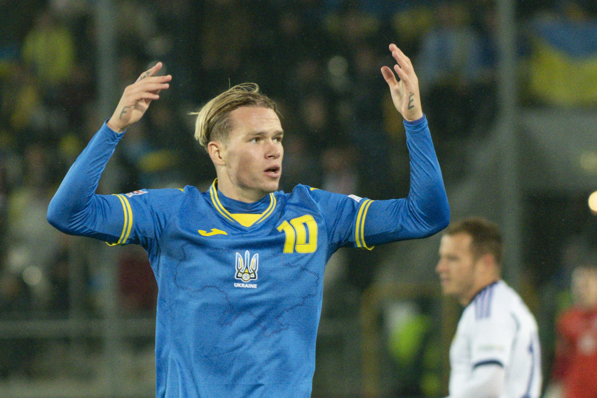 Fabrizio Romano shares the reason why Arsenal haven't wrapped up a deal for Mykhailo Mudryk yet