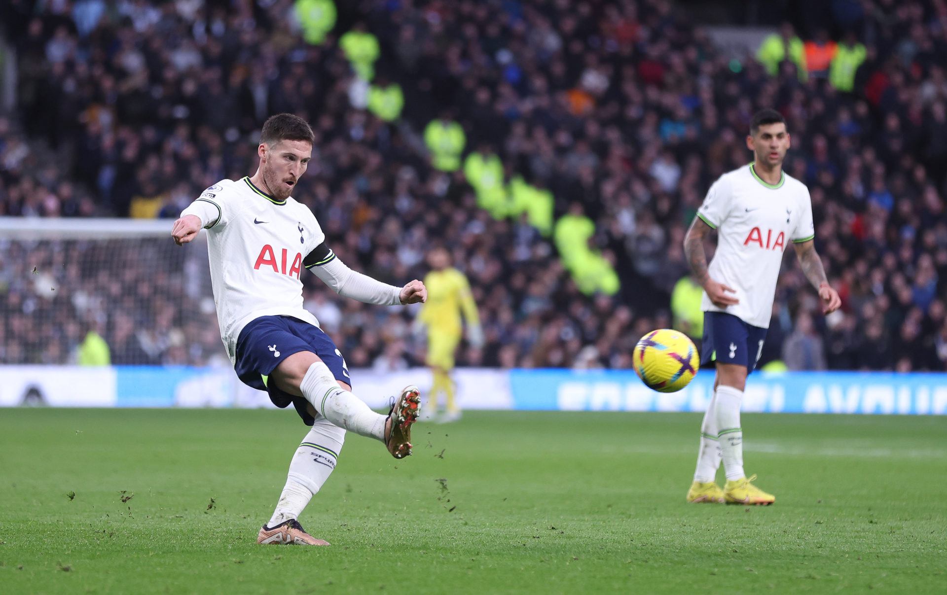 Tottenham Hotspur v Aston Villa - Premier League