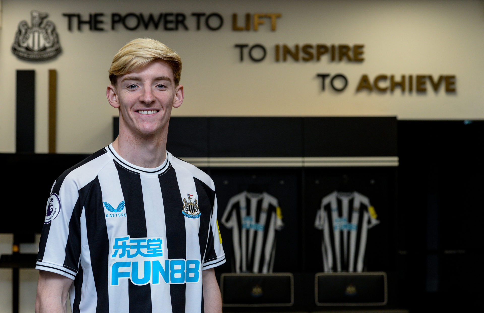 Newcastle United Unveil New Signing Anthony Gordon