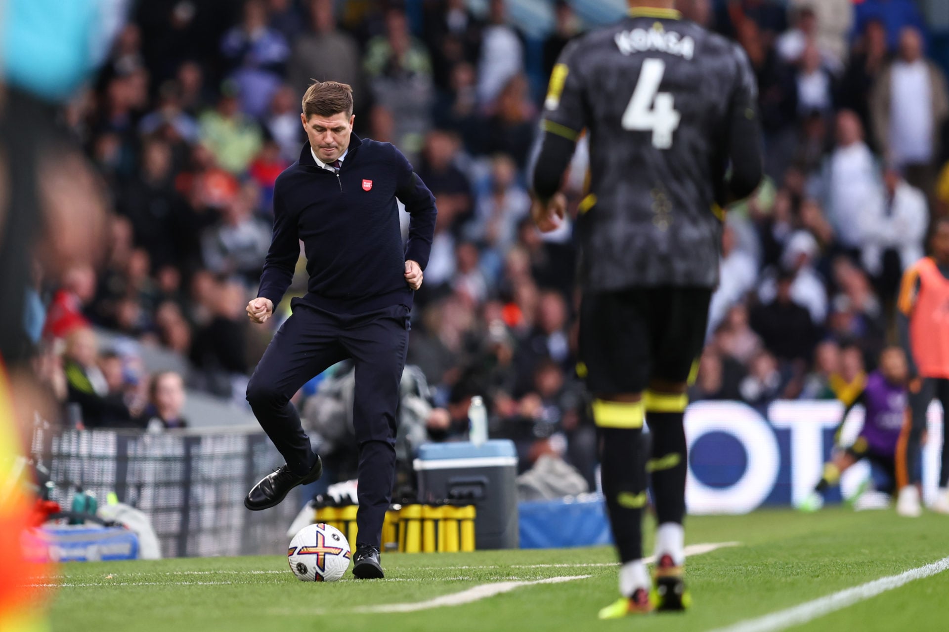Leeds United v Aston Villa - Premier League