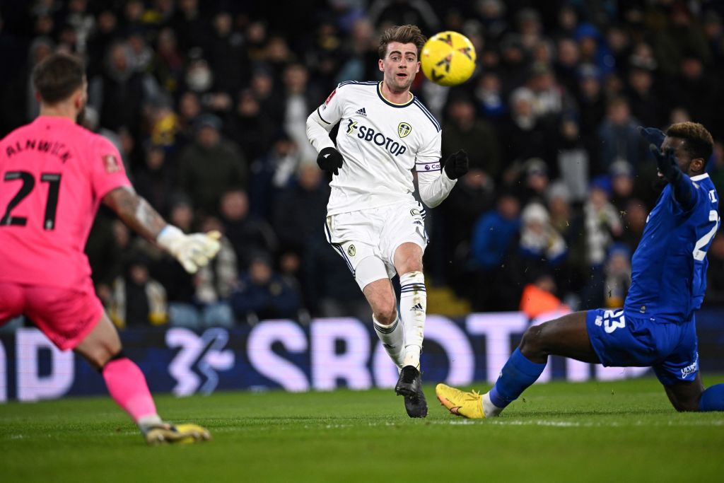 FBL-ENG-FA CUP-LEEDS