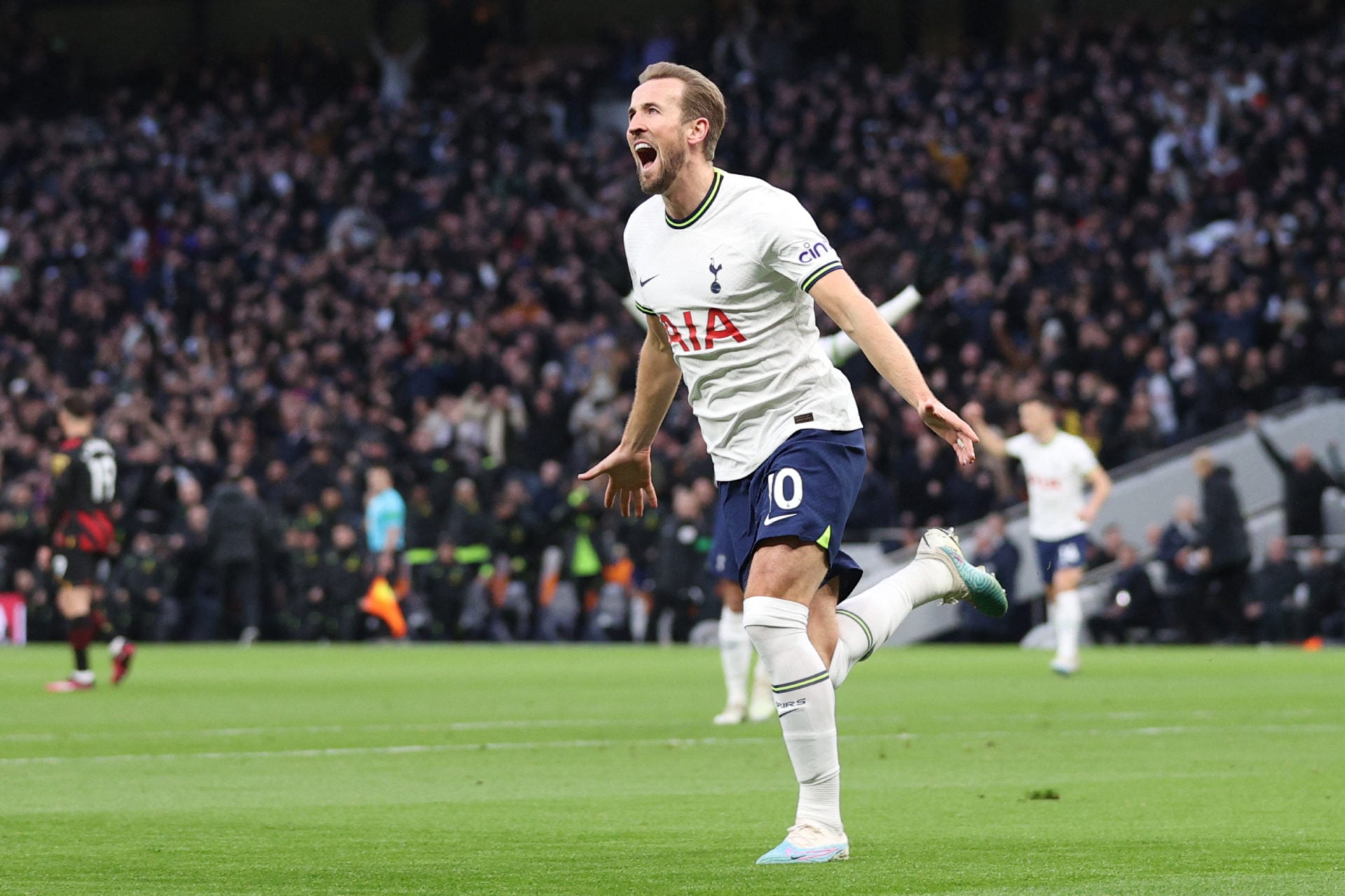 FBL-ENG-PR-TOTTENHAM-MAN CITY