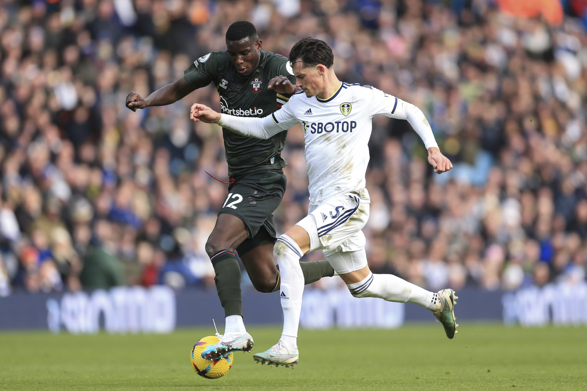 Leeds United v Southampton FC - Premier League