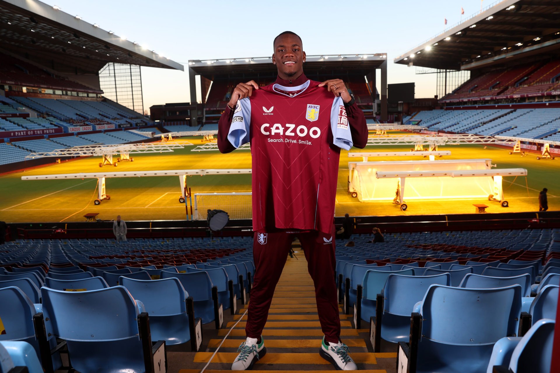 Aston Villa Unveil New Signing Jhon Duran
