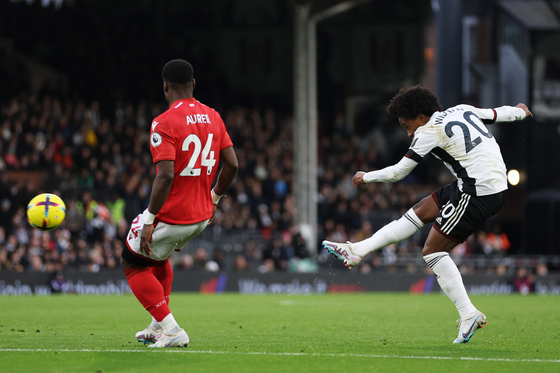 Fulham FC v Nottingham Forest - Premier League