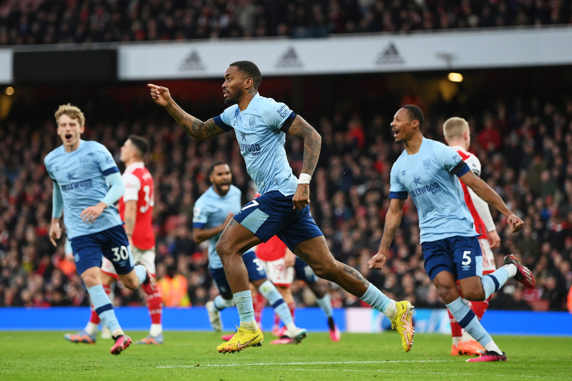 Arsenal FC v Brentford FC - Premier League
