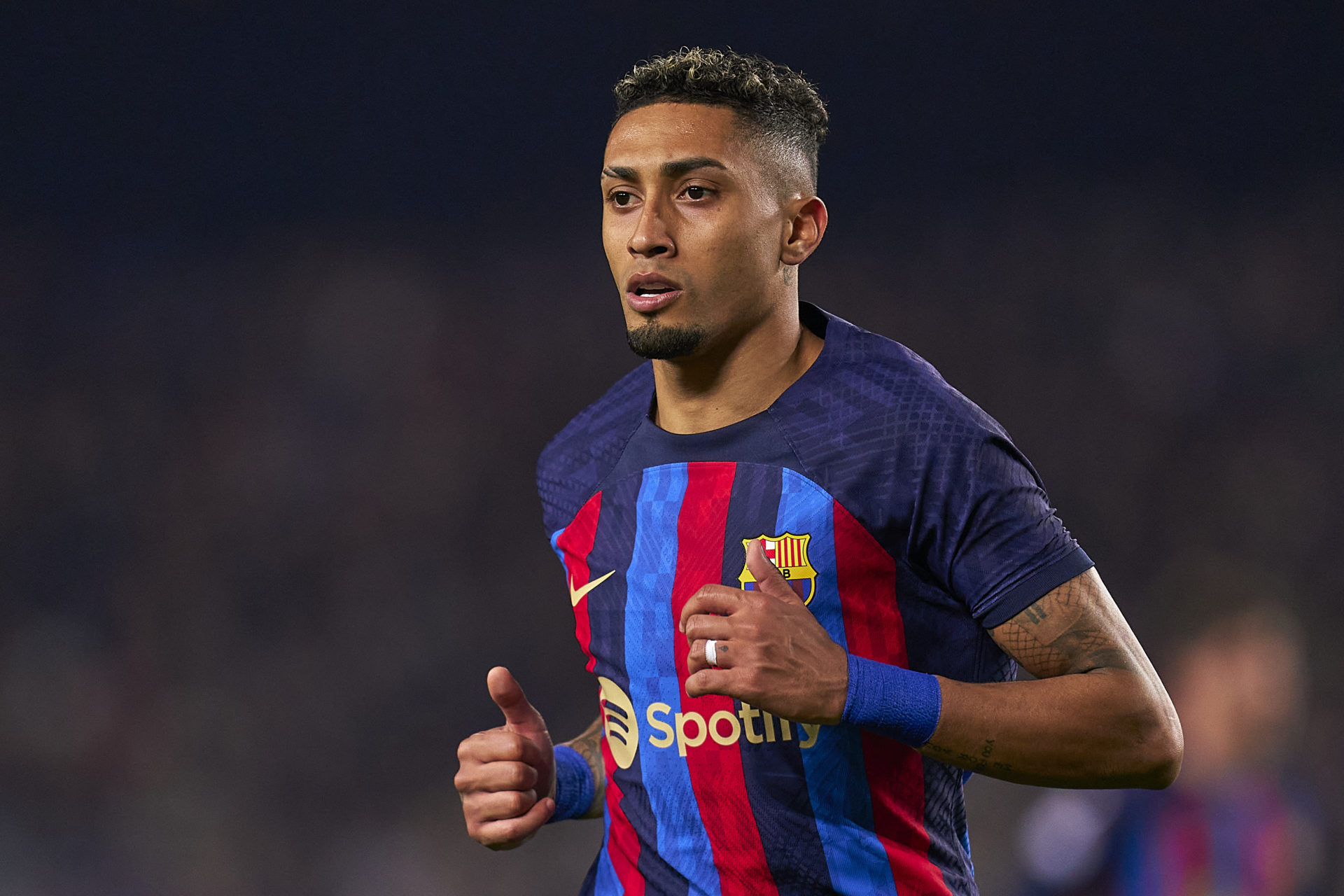 FC Barcelona v Manchester United: Knockout Round Play-Off Leg One - UEFA Europa League