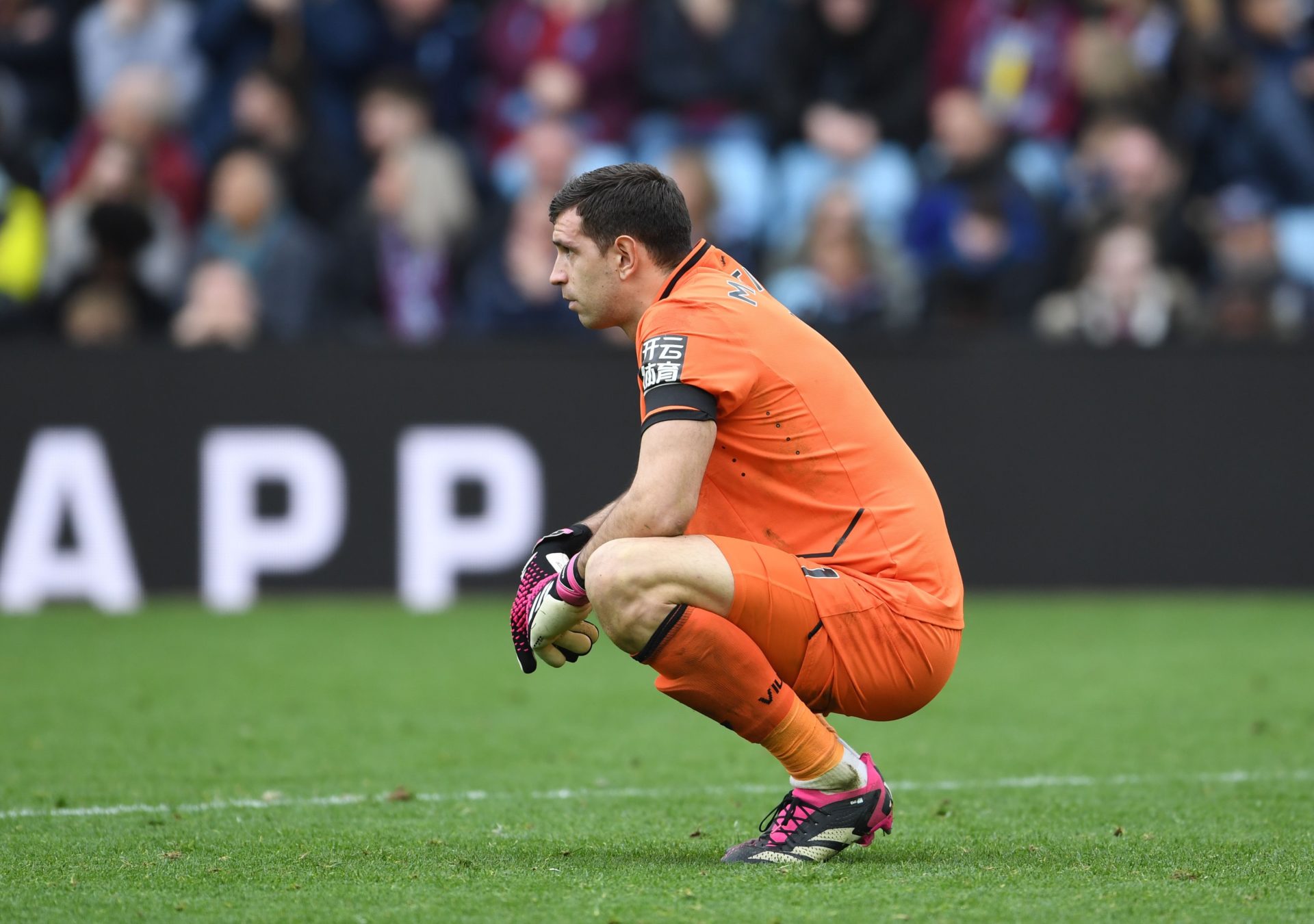 Aston Villa v Arsenal FC - Premier League