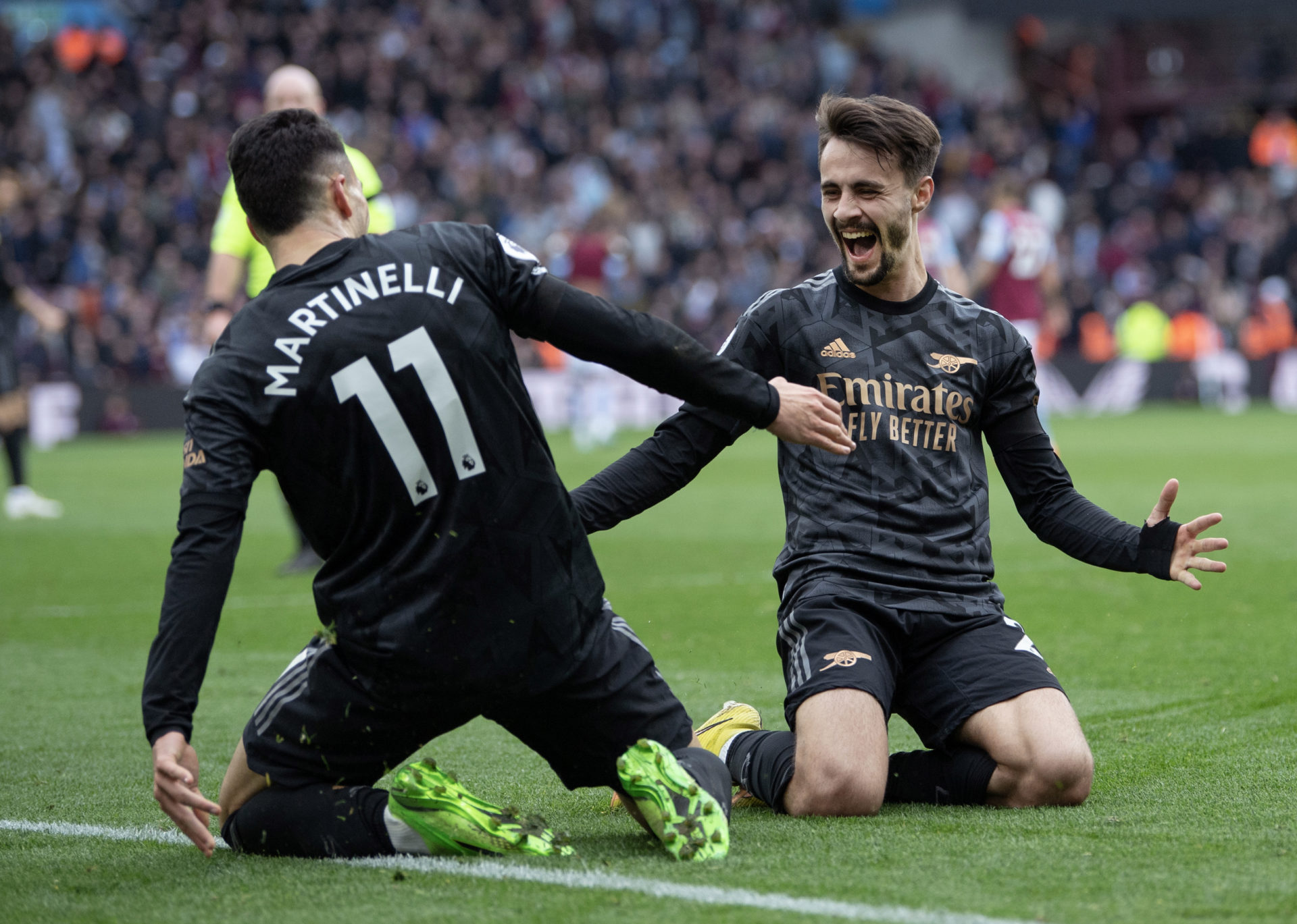 Aston Villa v Arsenal FC - Premier League