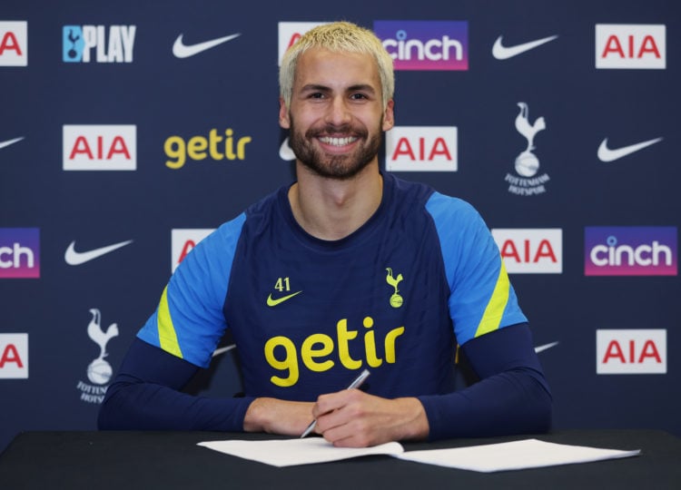 Michel Vorm reacts to Alfie Whiteman signing new Tottenham Hotspur contract