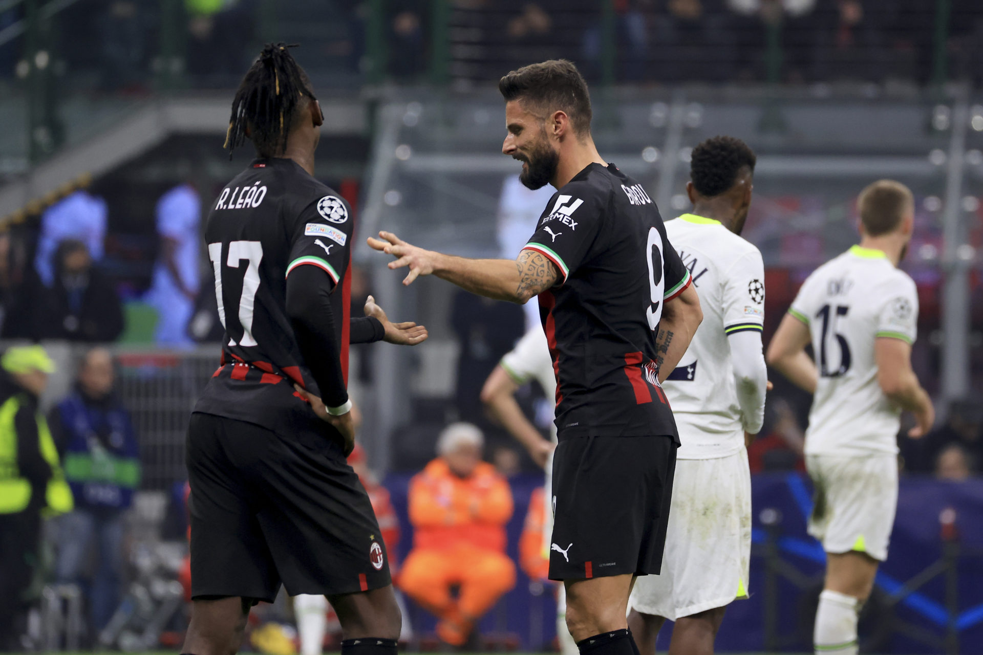 AC Milan v Tottenham Hotspur: Round of 16 Leg One - UEFA Champions League