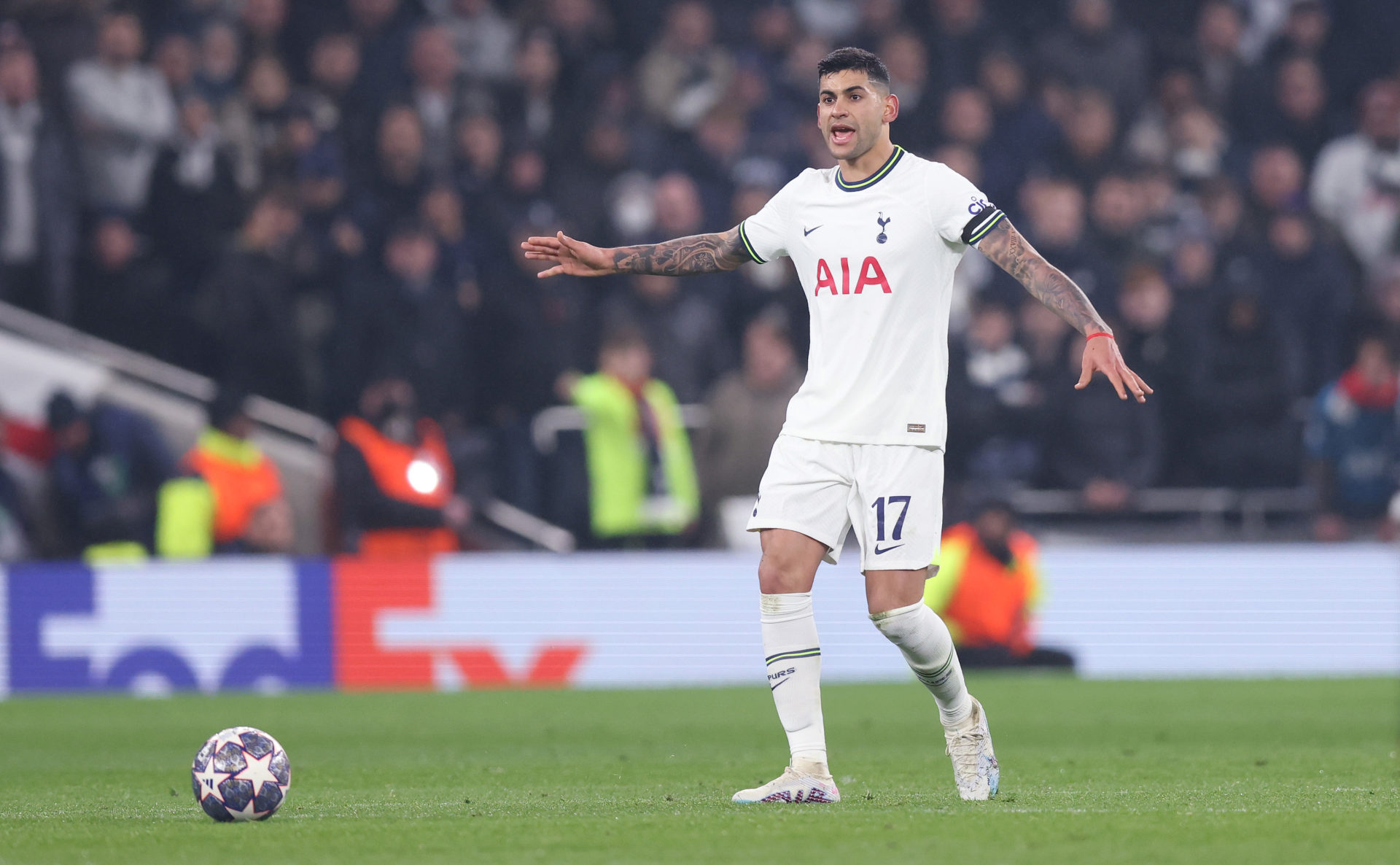 Tottenham Hotspur v AC Milan: Round of 16 Second Leg - UEFA Champions League