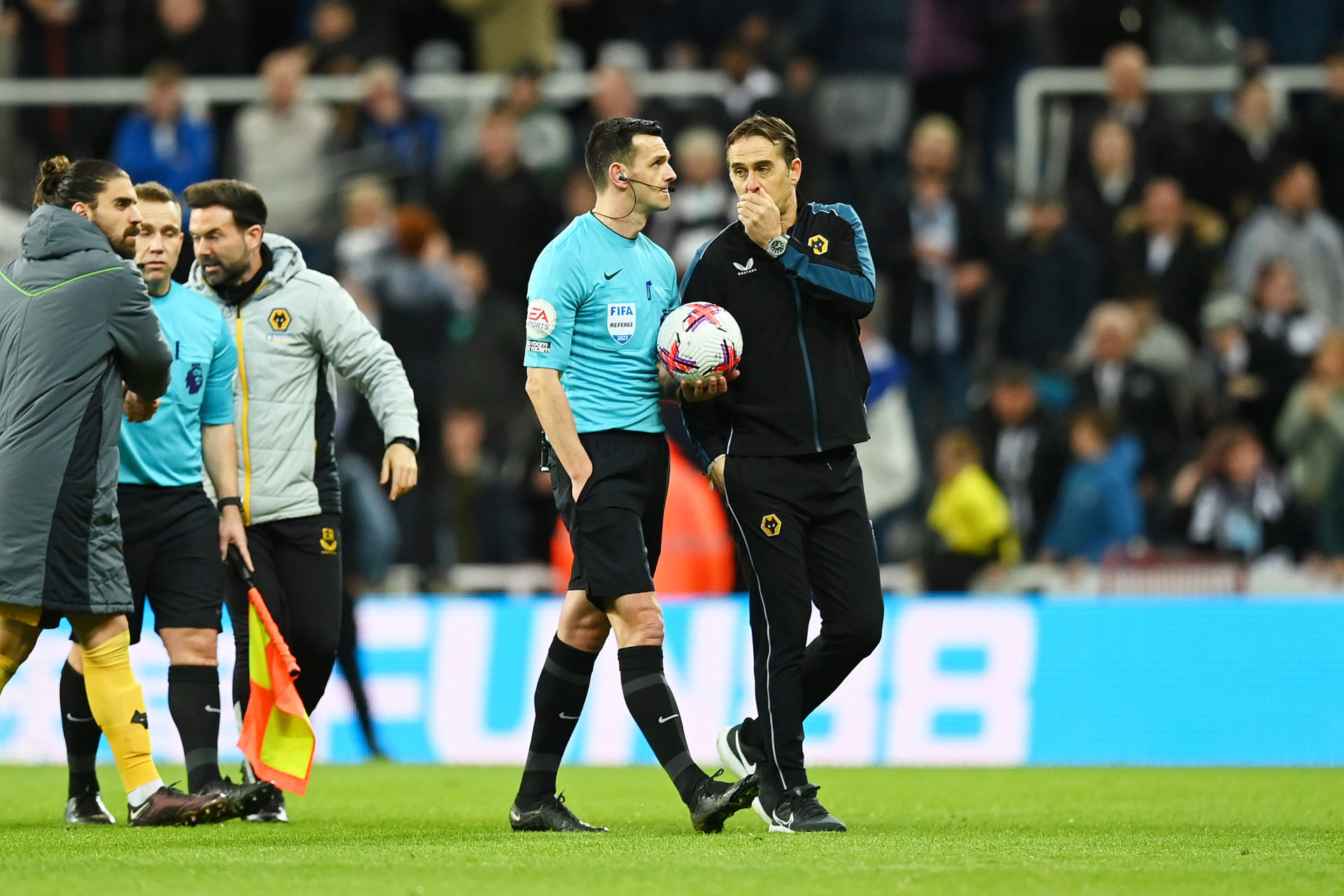 Newcastle United v Wolverhampton Wanderers - Premier League