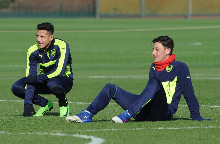 Alexis Sanchez sends message to Mesut Ozil as former Arsenal maestro retires