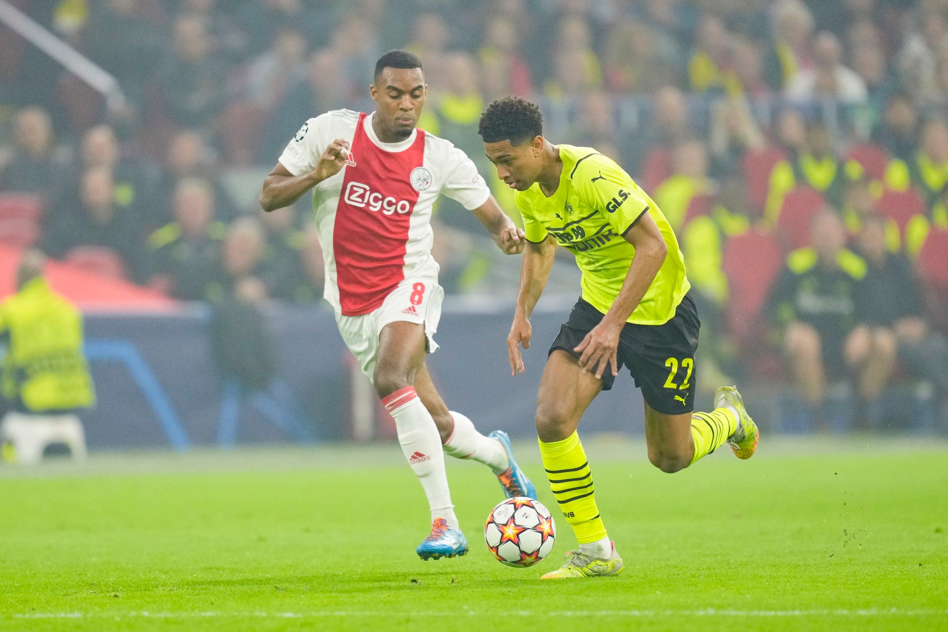 Arsenal urged to look at Jude Bellingham