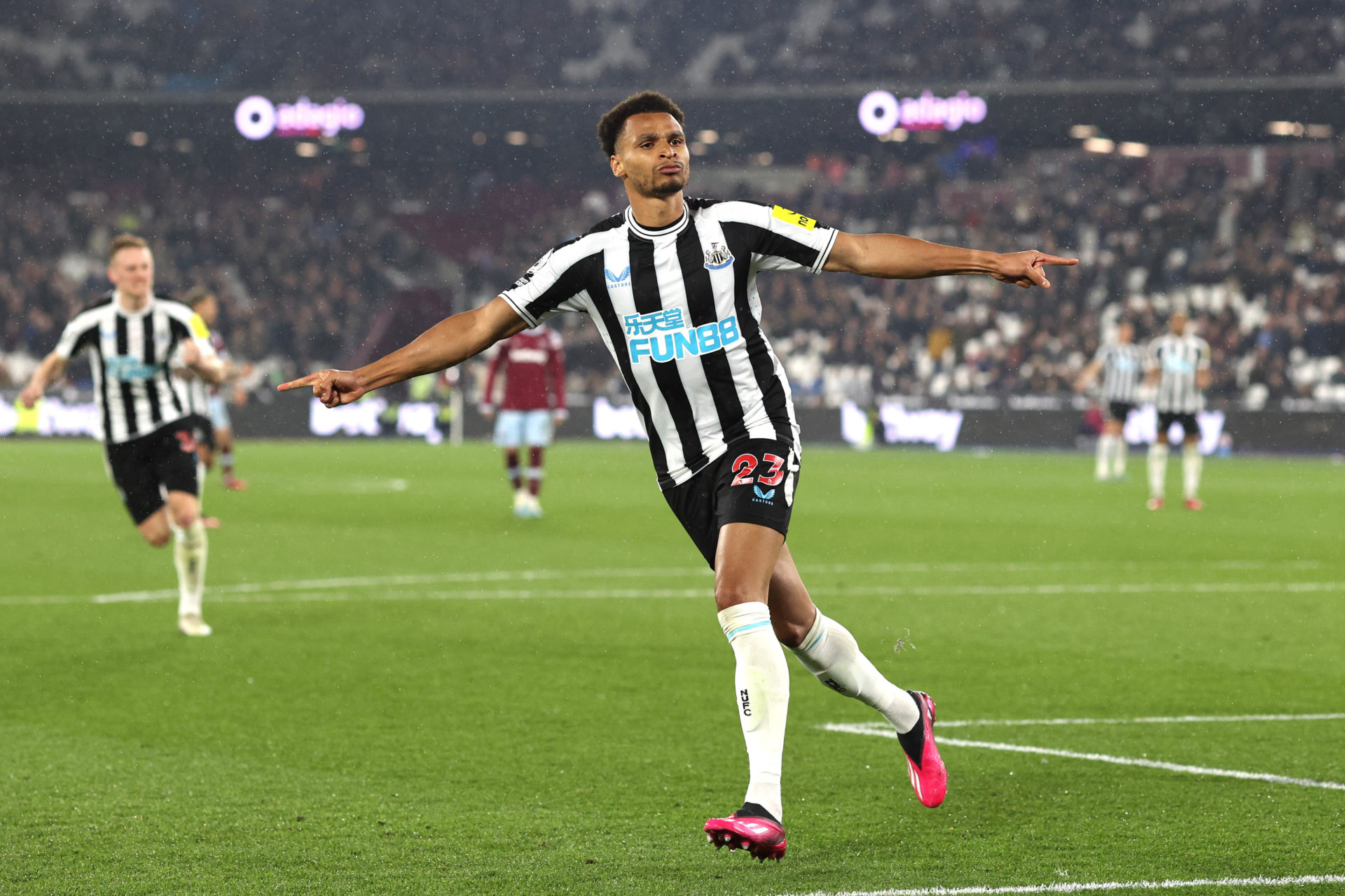 West Ham United v Newcastle United - Premier League