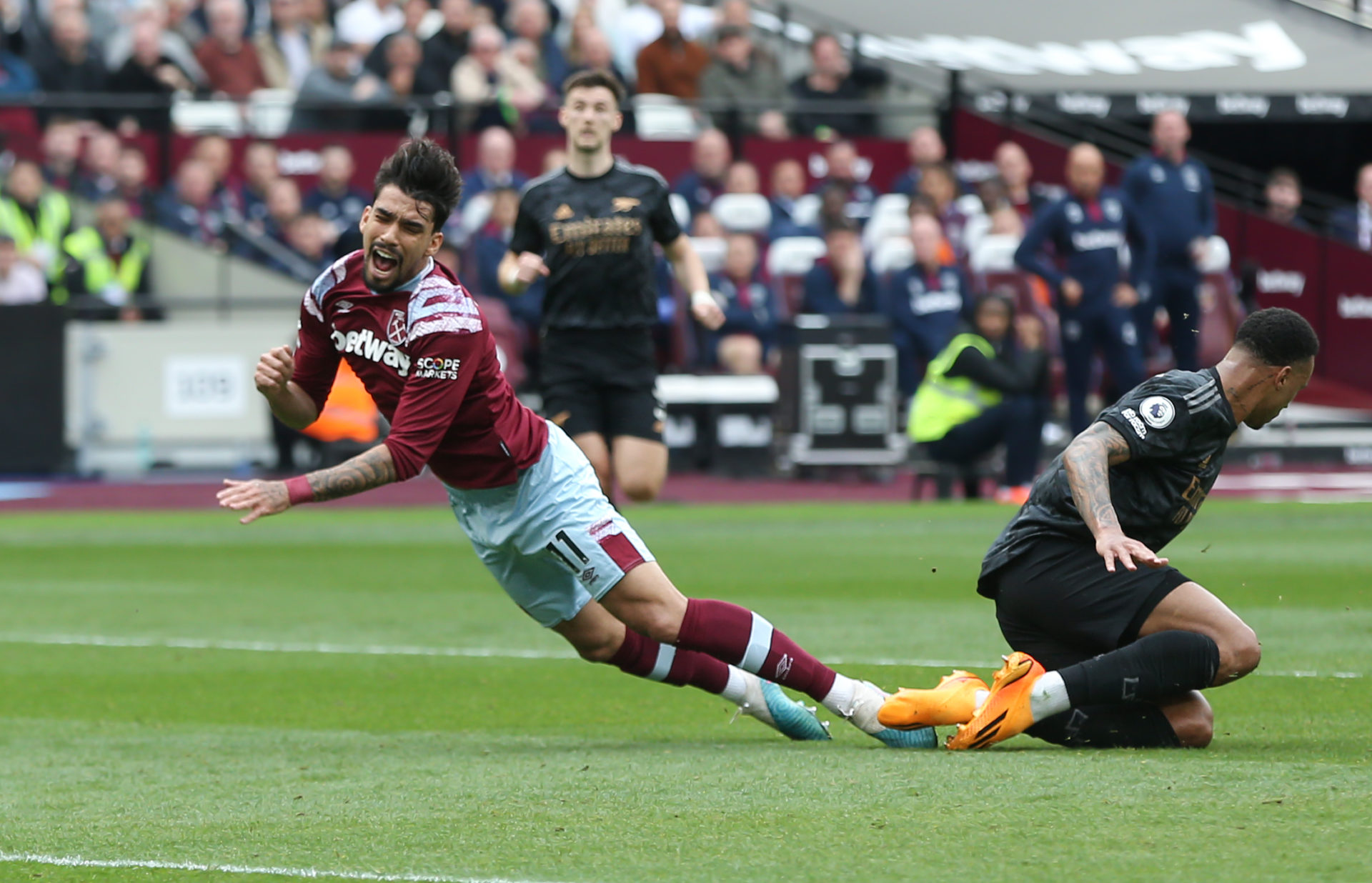 West Ham United v Arsenal FC - Premier League