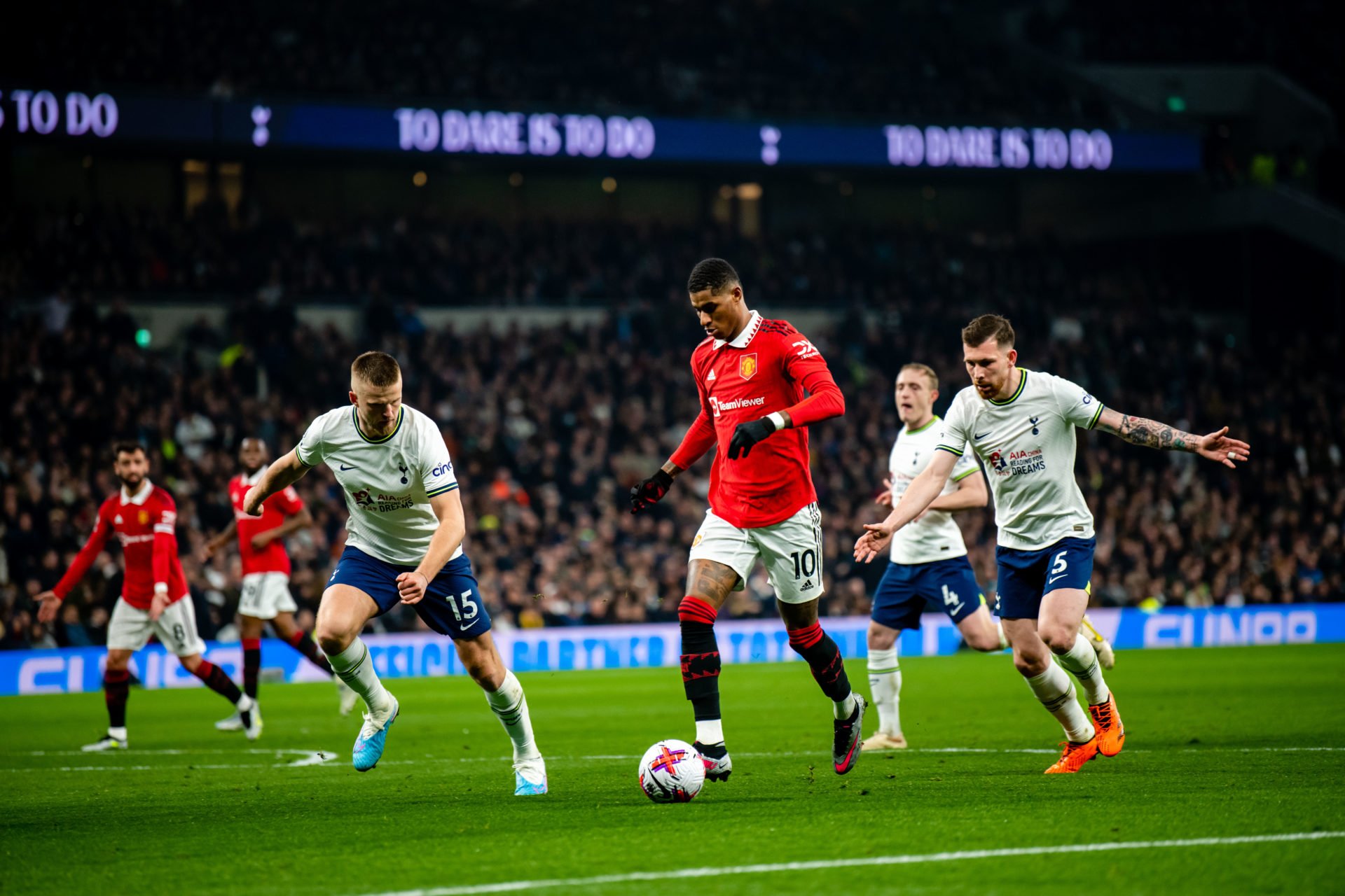 Tottenham Hotspur v Manchester United - Premier League