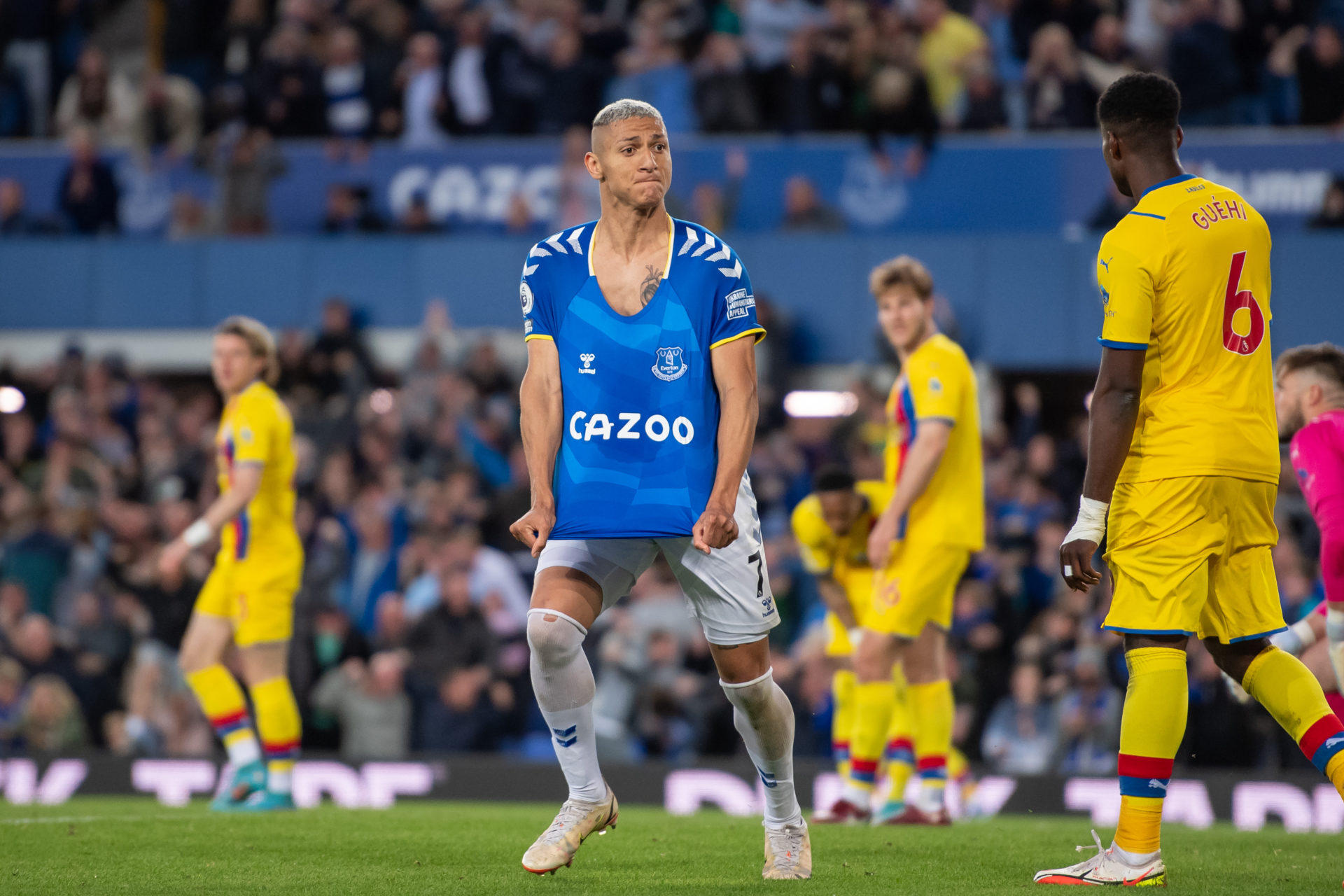 Everton v Crystal Palace - Premier League