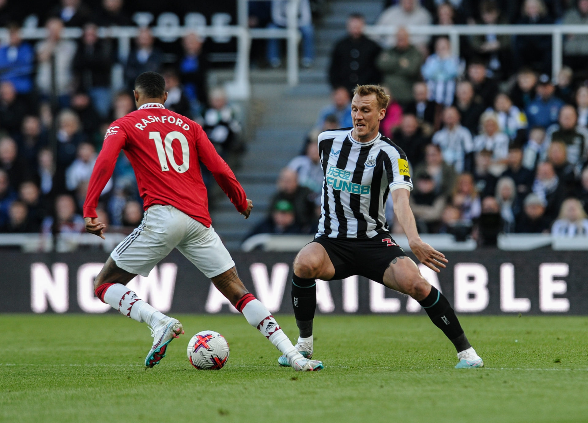 Newcastle United v Manchester United - Premier League