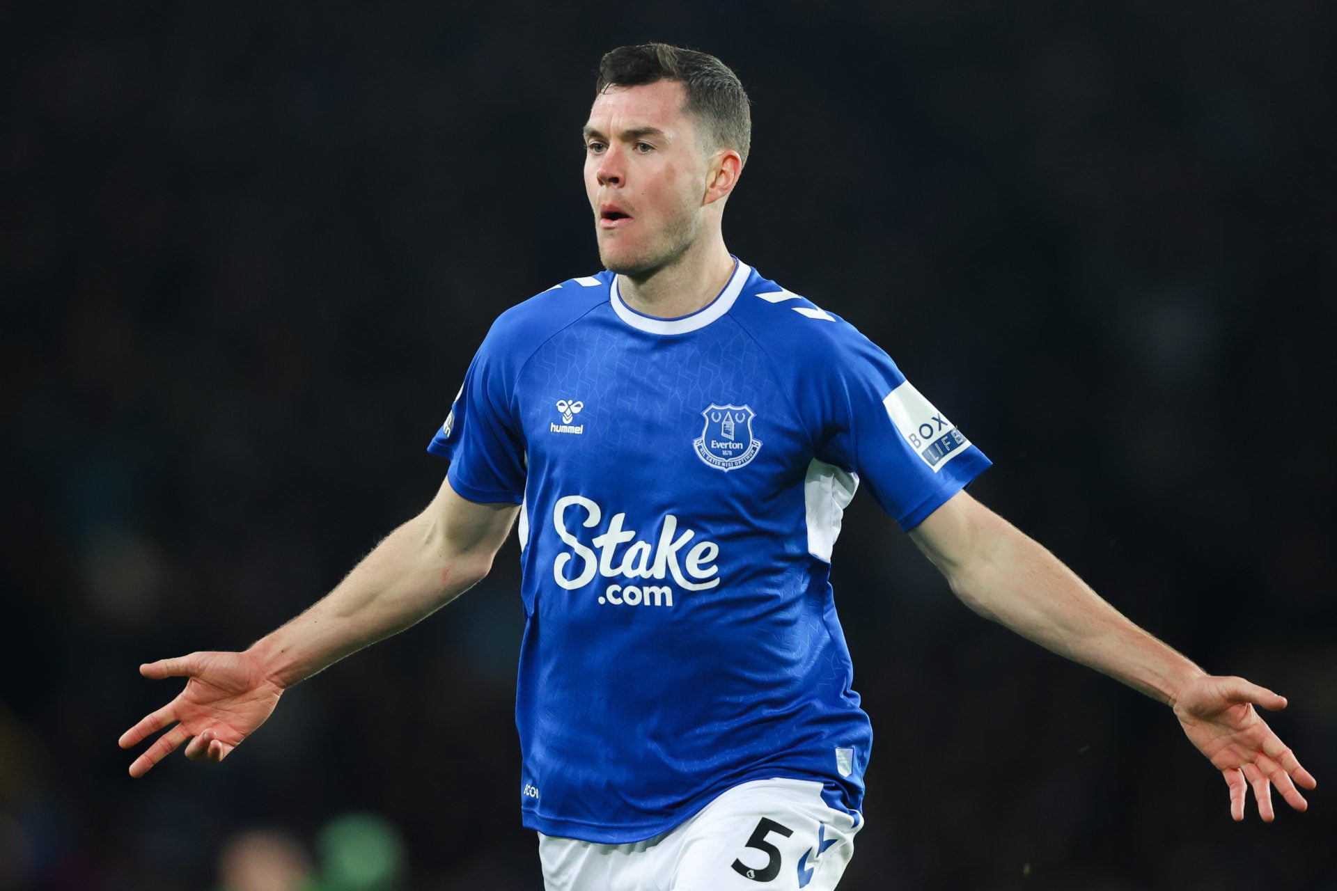 Amadou Onana Michael Keane Everton