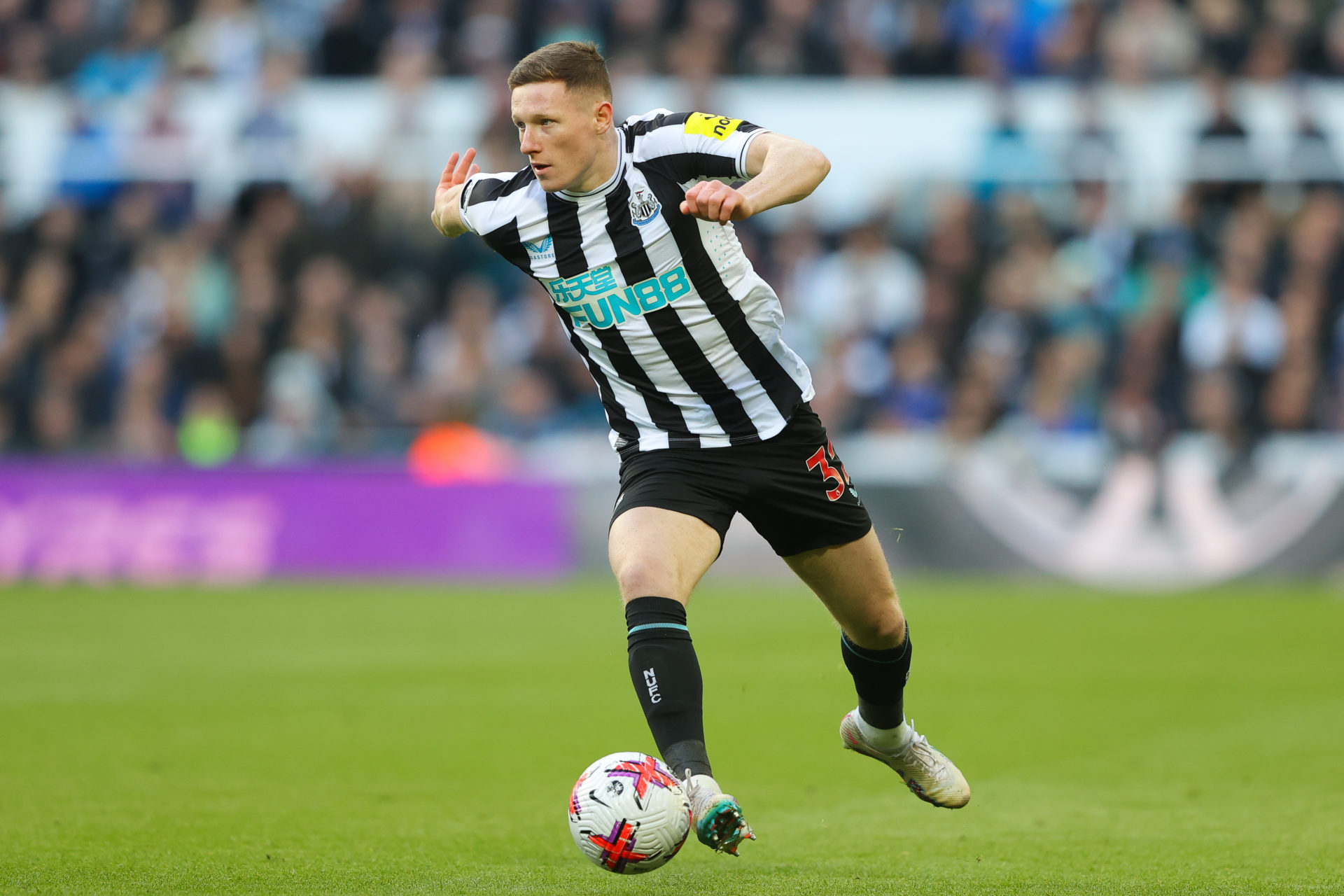 Newcastle United v Manchester United - Premier League