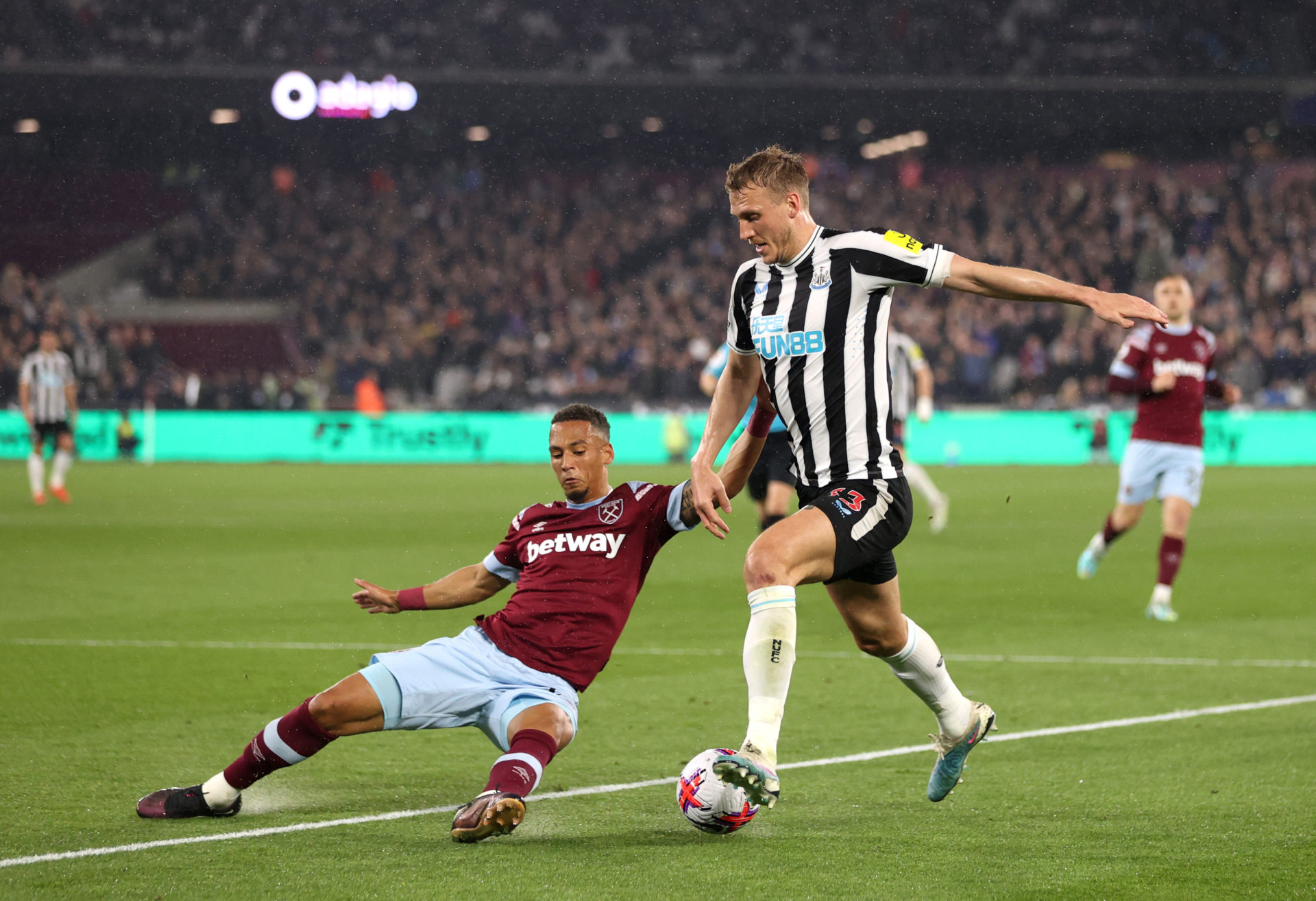 West Ham United v Newcastle United - Premier League