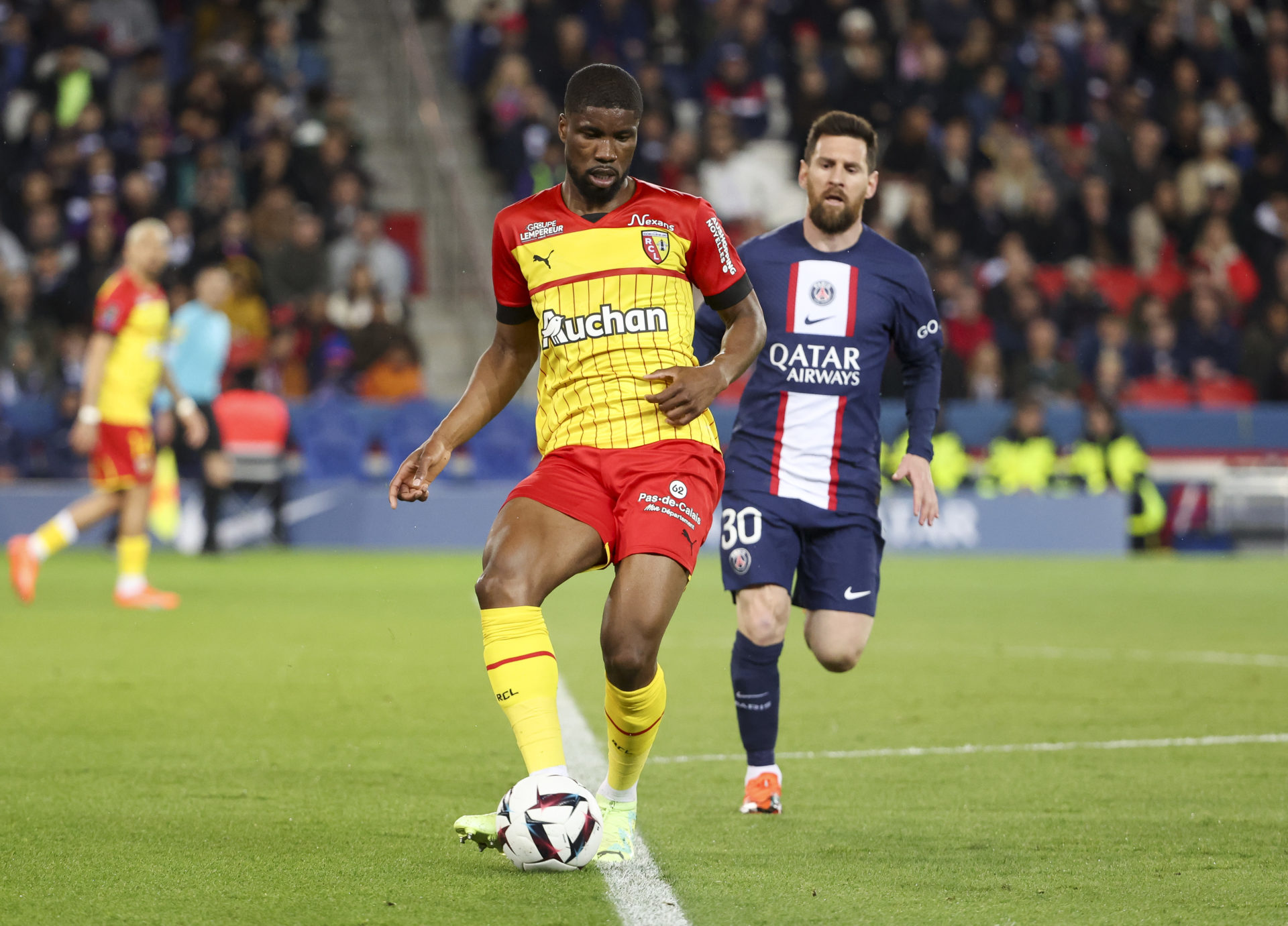 Paris Saint-Germain v RC Lens - Ligue 1