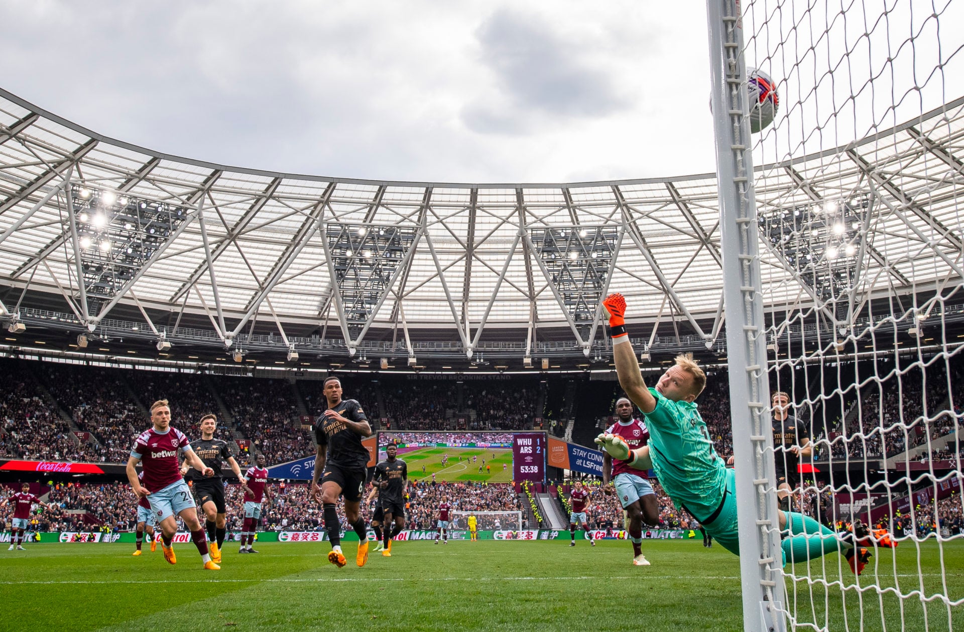 West Ham United v Arsenal FC - Premier League