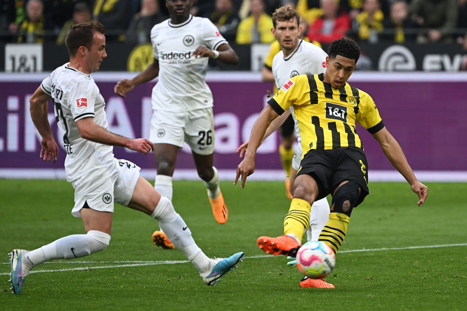 Borussia Dortmund v Eintracht Frankfurt - Bundesliga