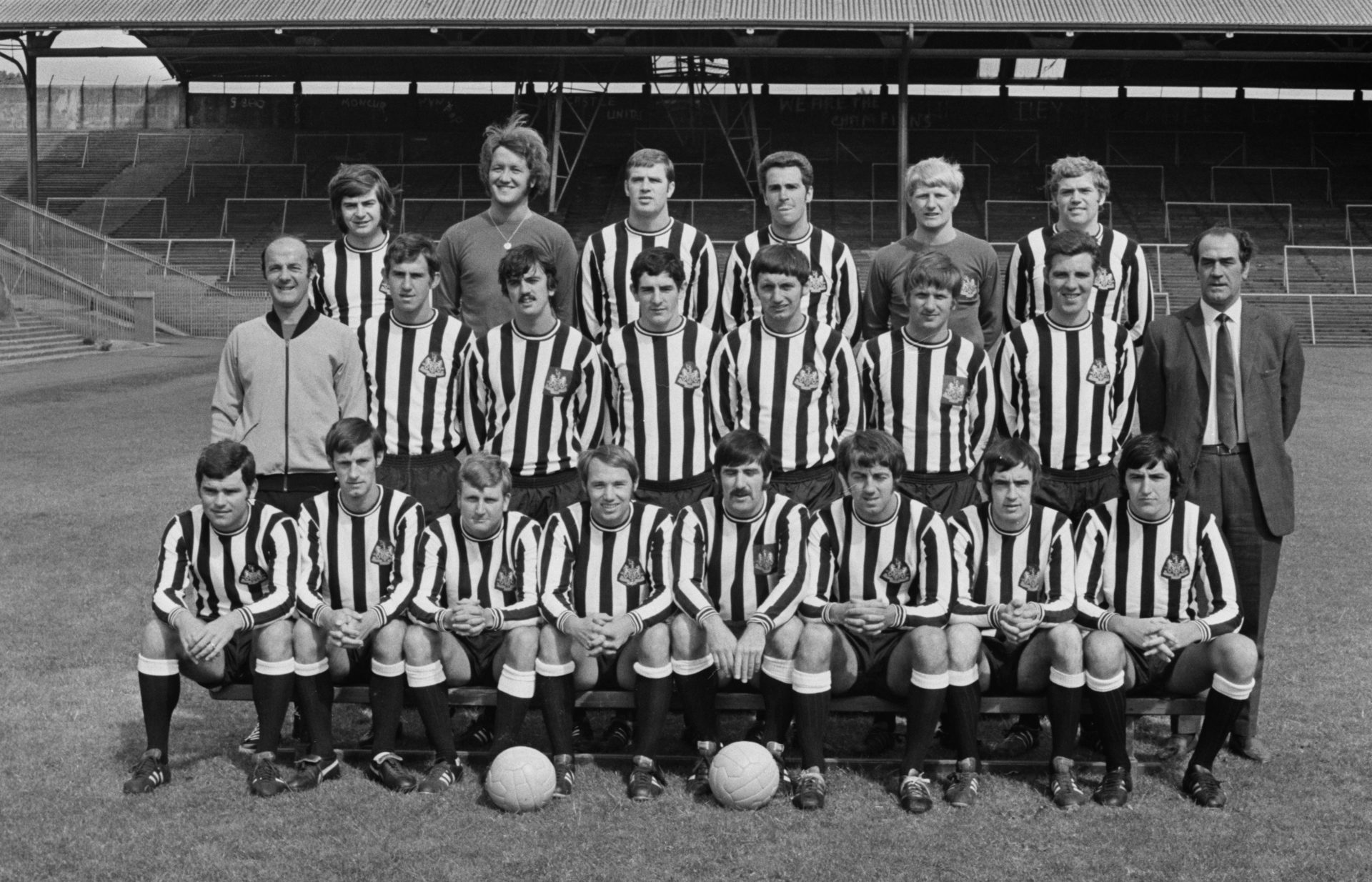 Top 10 Newcastle United Kits of All Time, Ranked