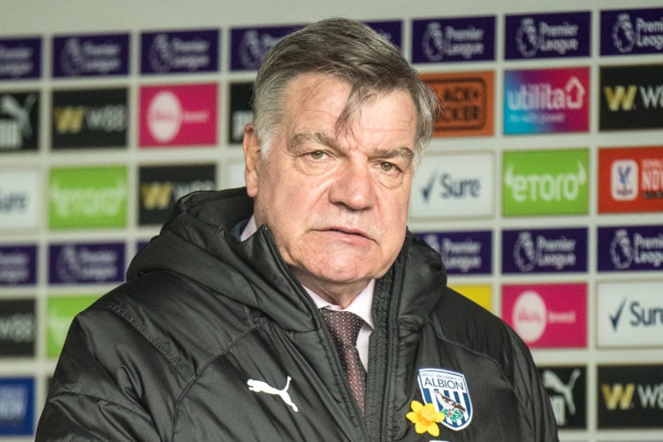 Report: Sam Allardyce has already called two Leeds players aside, wanted meeting with them before training