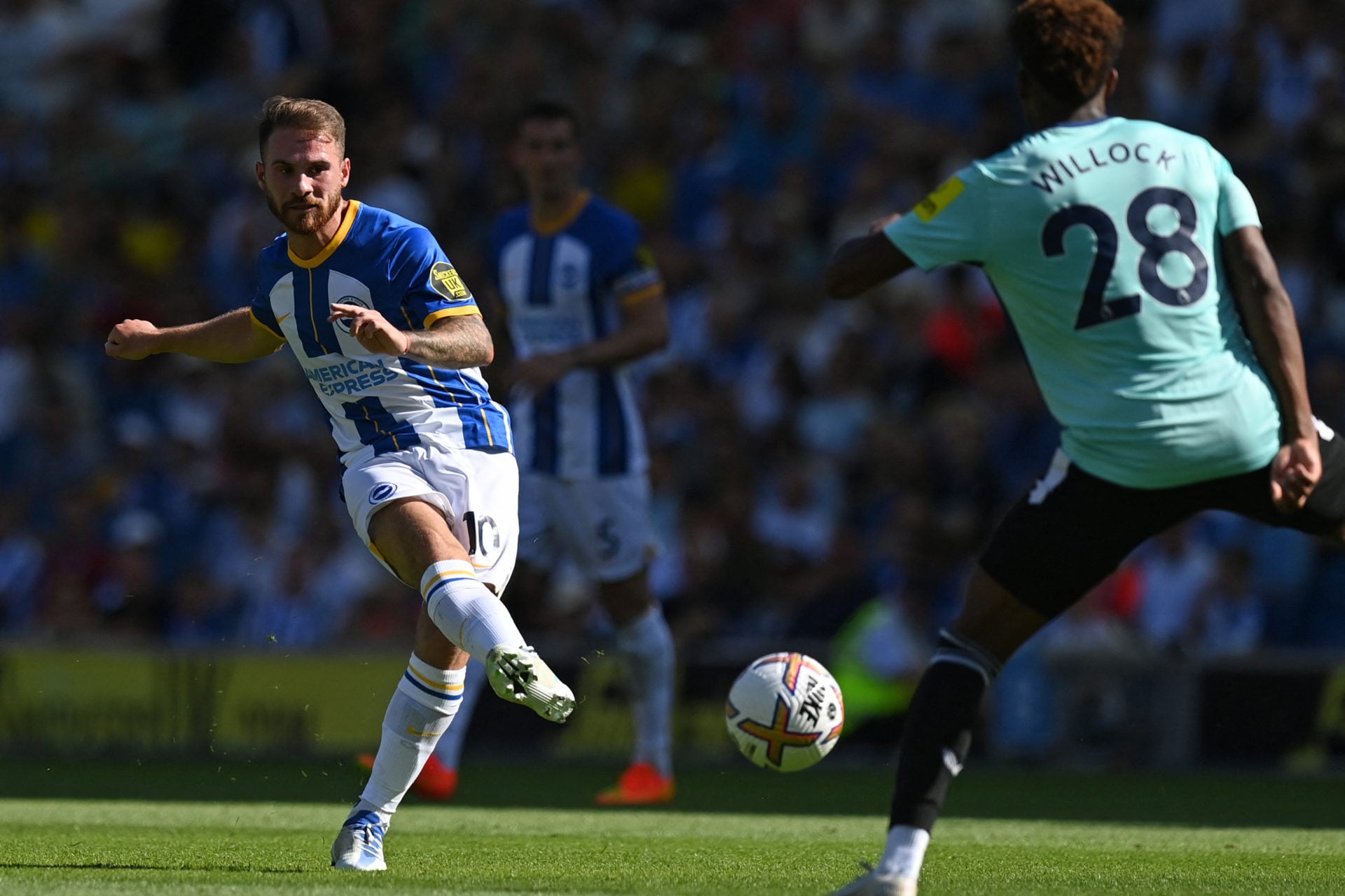 TOPSHOT-FBL-ENG-PR-BRIGHTON-NEWCASTLE