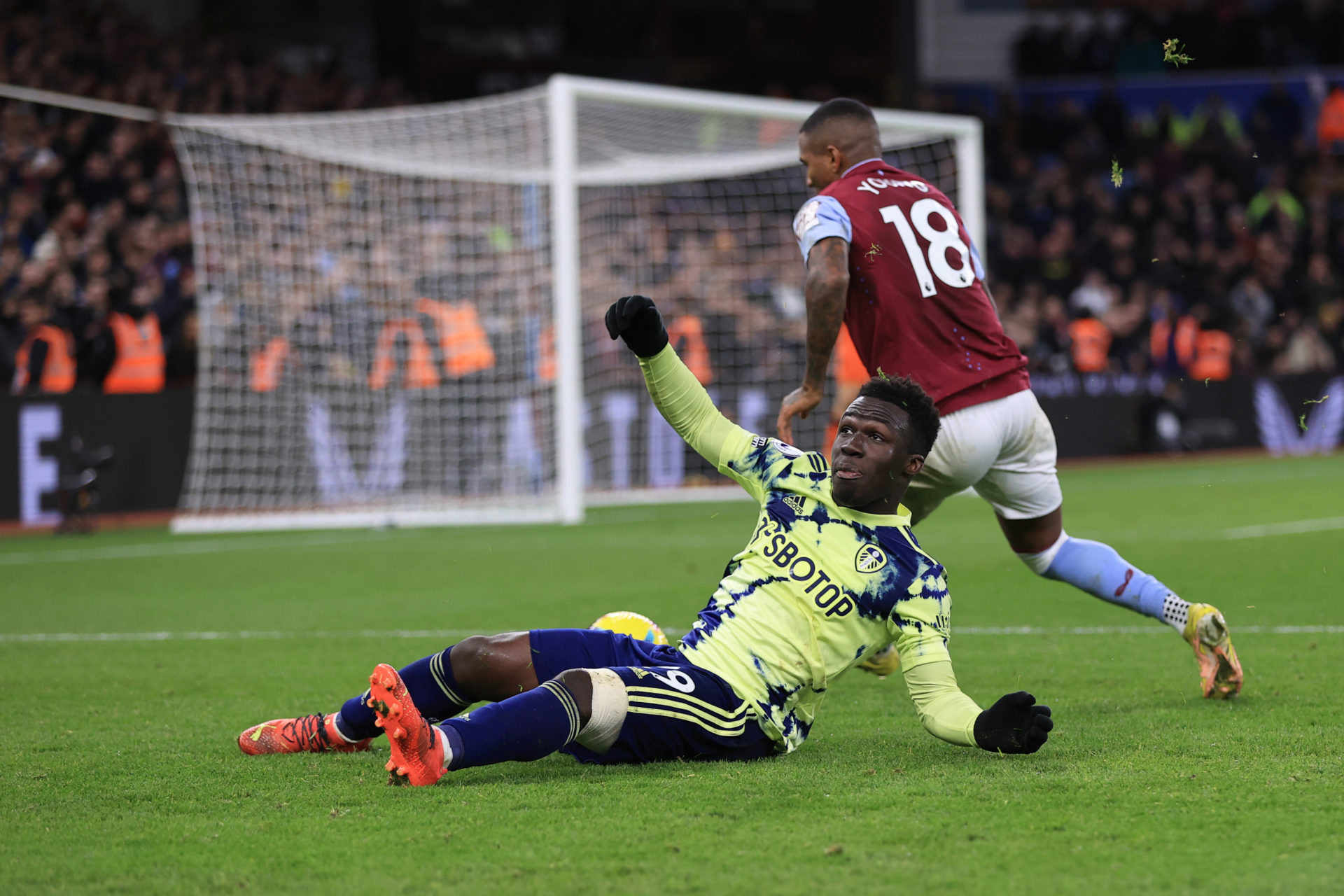 Aston Villa v Leeds United - Premier League