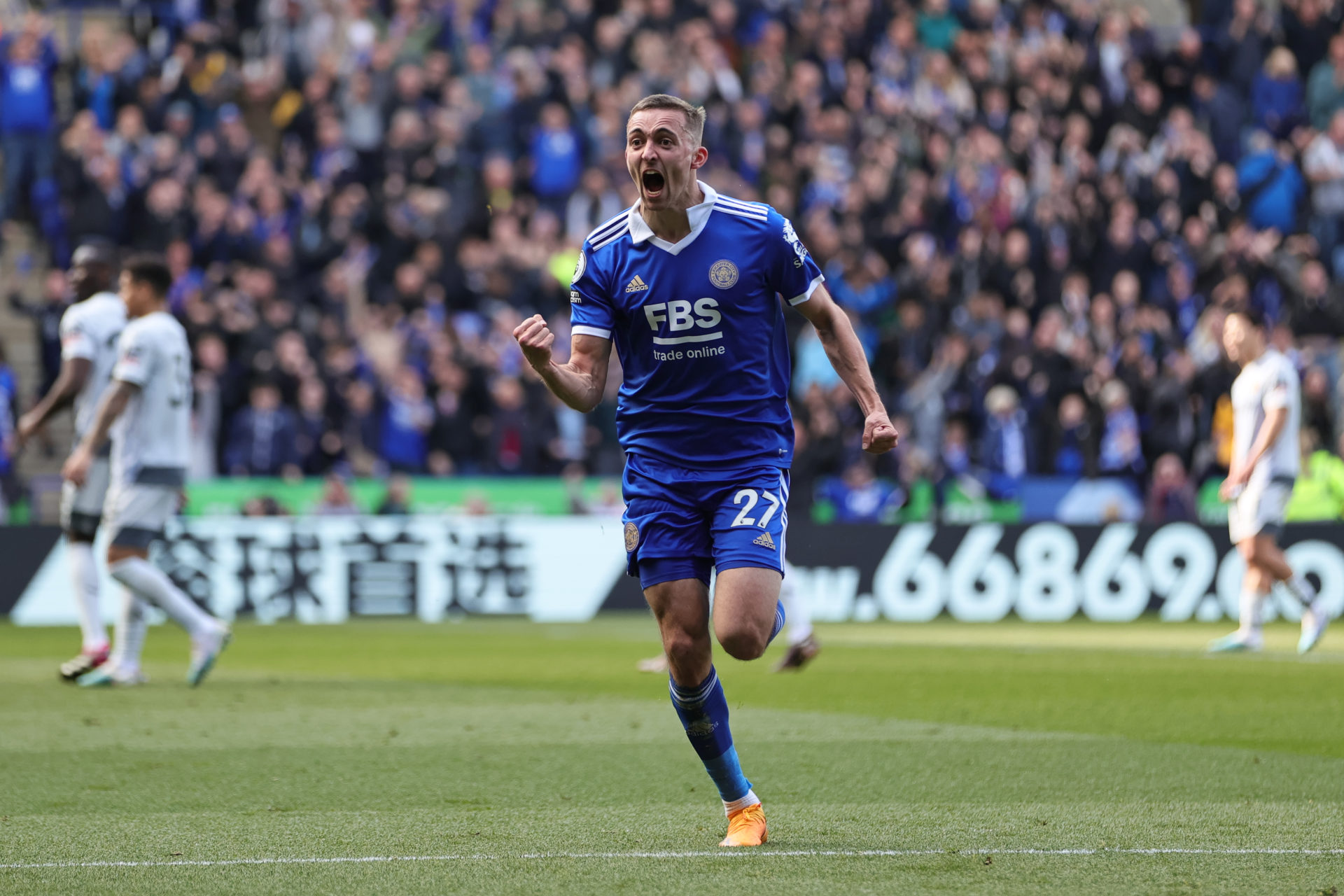 Leicester City v Wolverhampton Wanderers - Premier League