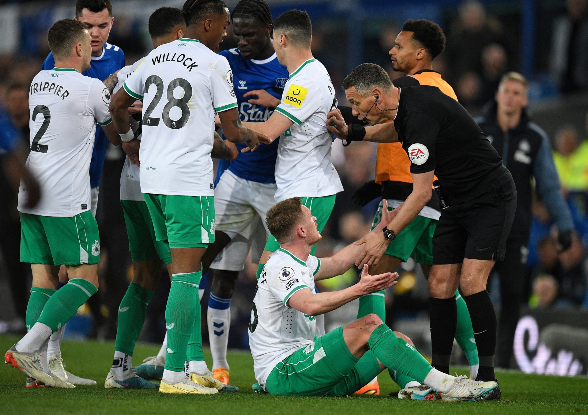 FBL-ENG-PR-EVERTON-NEWCASTLE