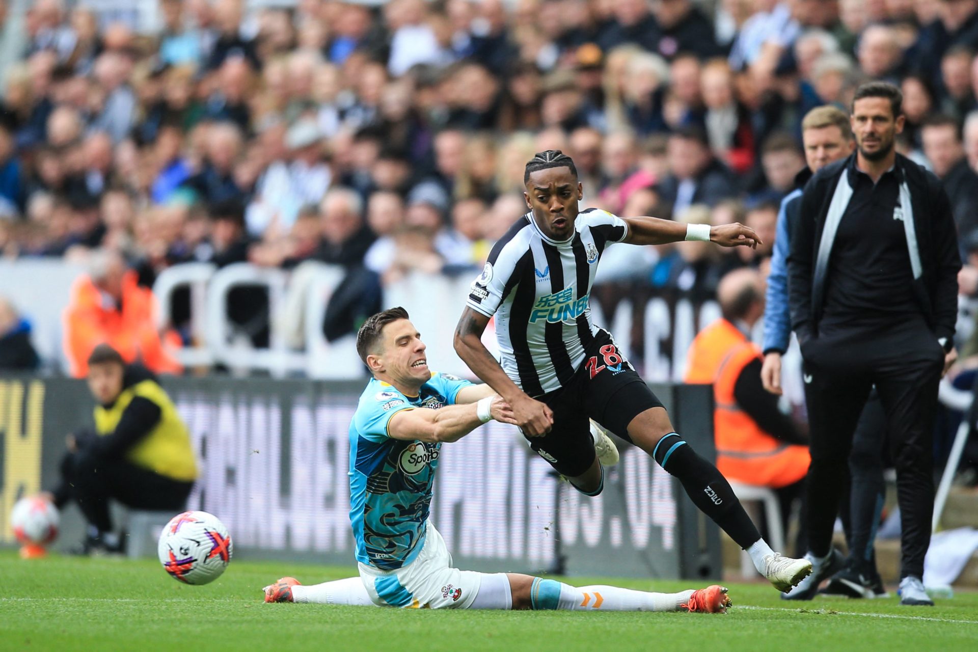 FBL-ENG-PR-NEWCASTLE-SOUTHAMPTON