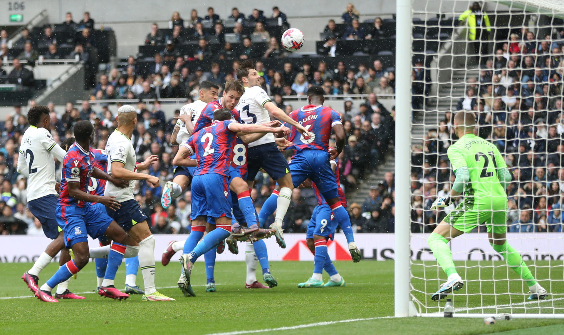 Tottenham Hotspur v Crystal Palace - Premier League