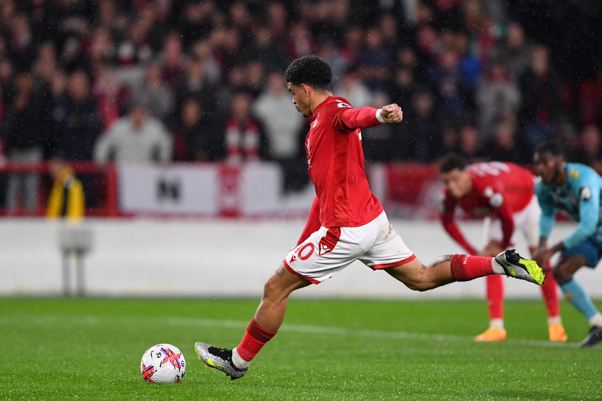 Nottingham Forest v Southampton FC - Premier League