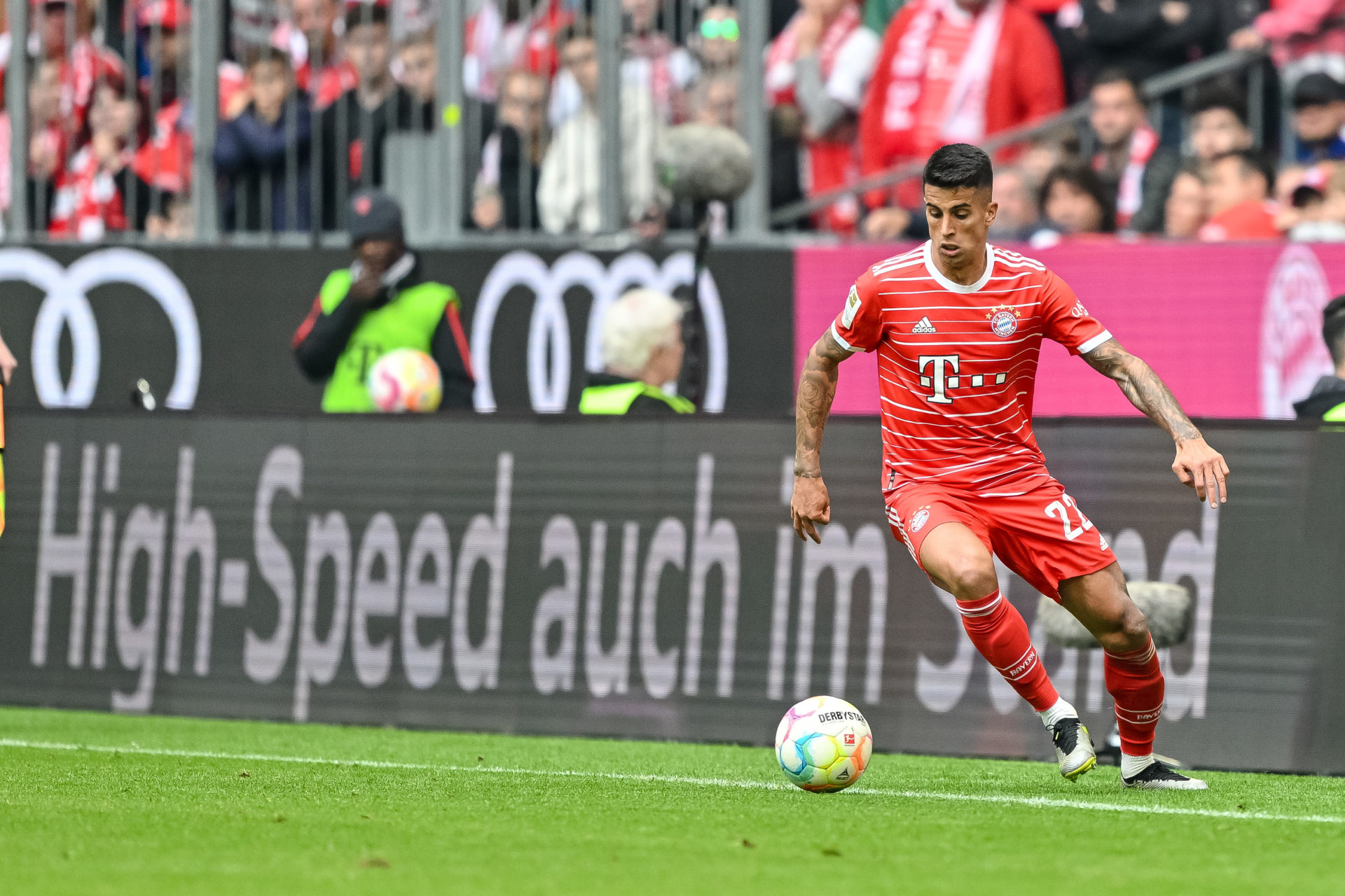 FC Bayern München v FC Schalke 04 - Bundesliga