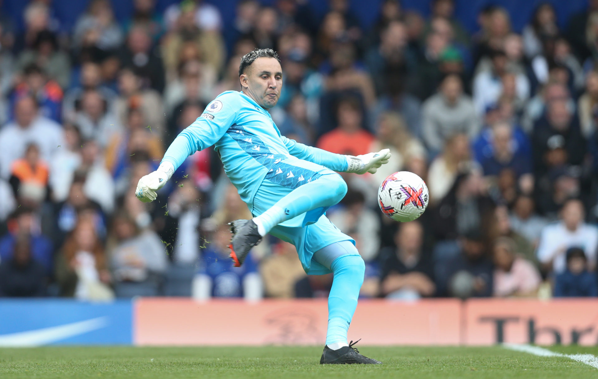 Chelsea FC v Nottingham Forest - Premier League