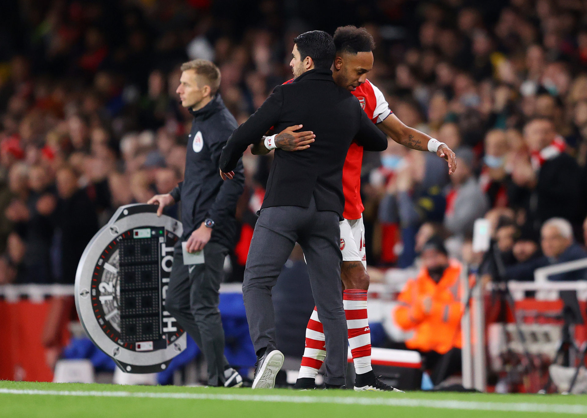 Arsenal v Aston Villa - Premier League